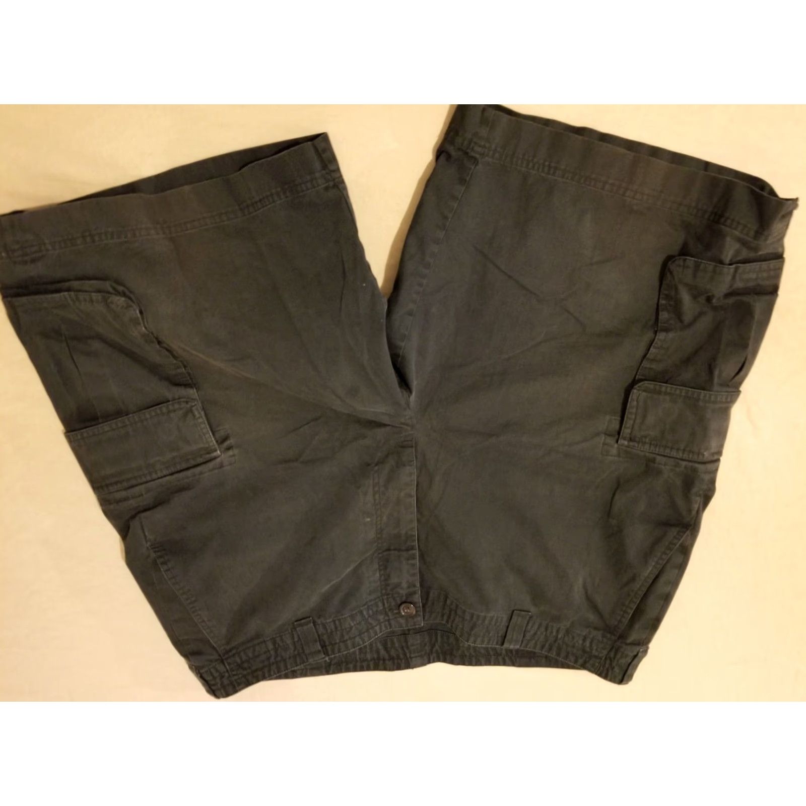 Brooks Brothers VINTAGE Brooks Brothers Cargo Shorts Men 40 Black Cotton Chino Cargo Shorts Mens 40 Black Cotton chinos Size US 40 / EU 56 - 5 Thumbnail