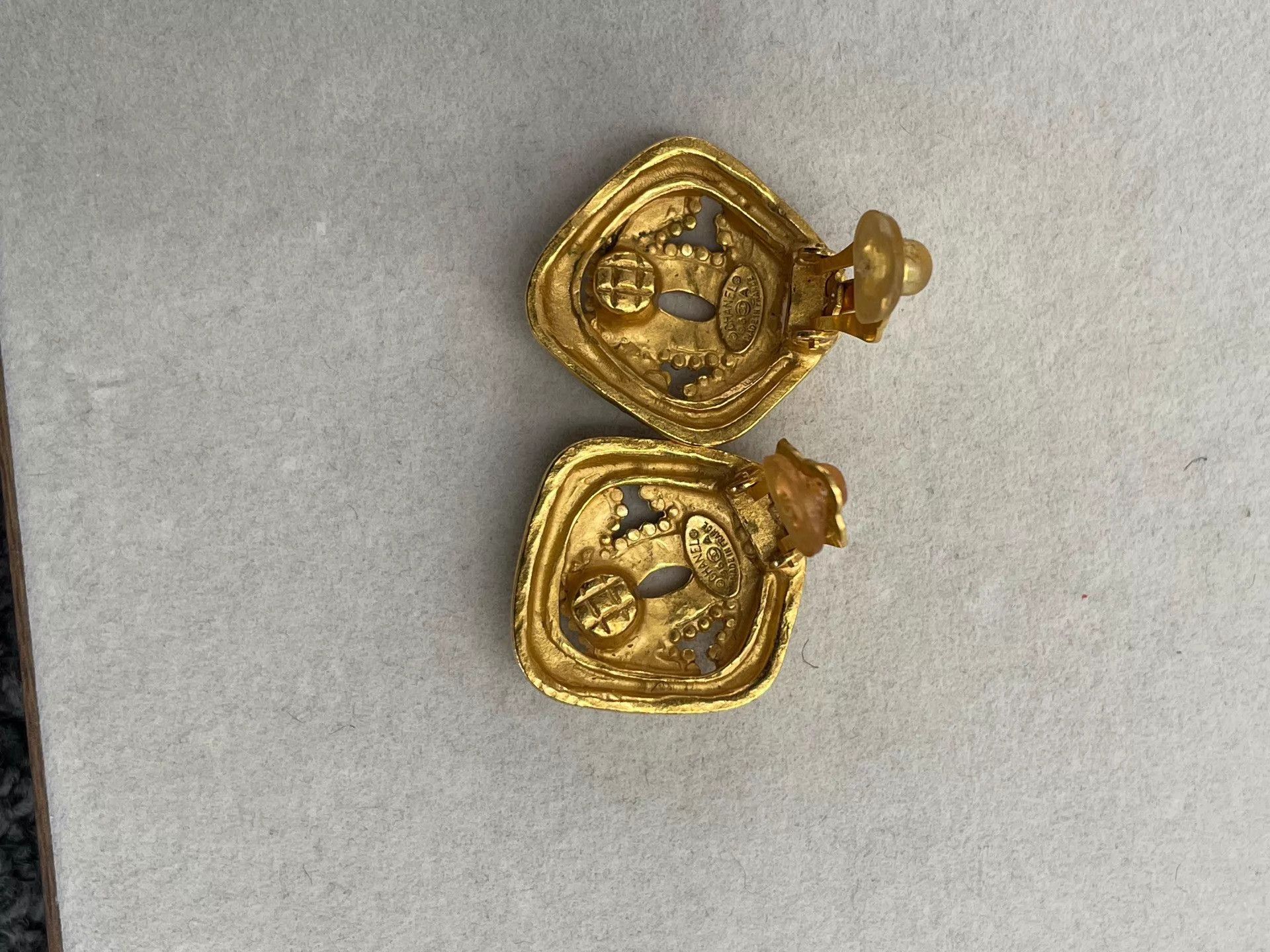 Chanel Chanel Vintage Earrings Size ONE SIZE - 2 Thumbnail