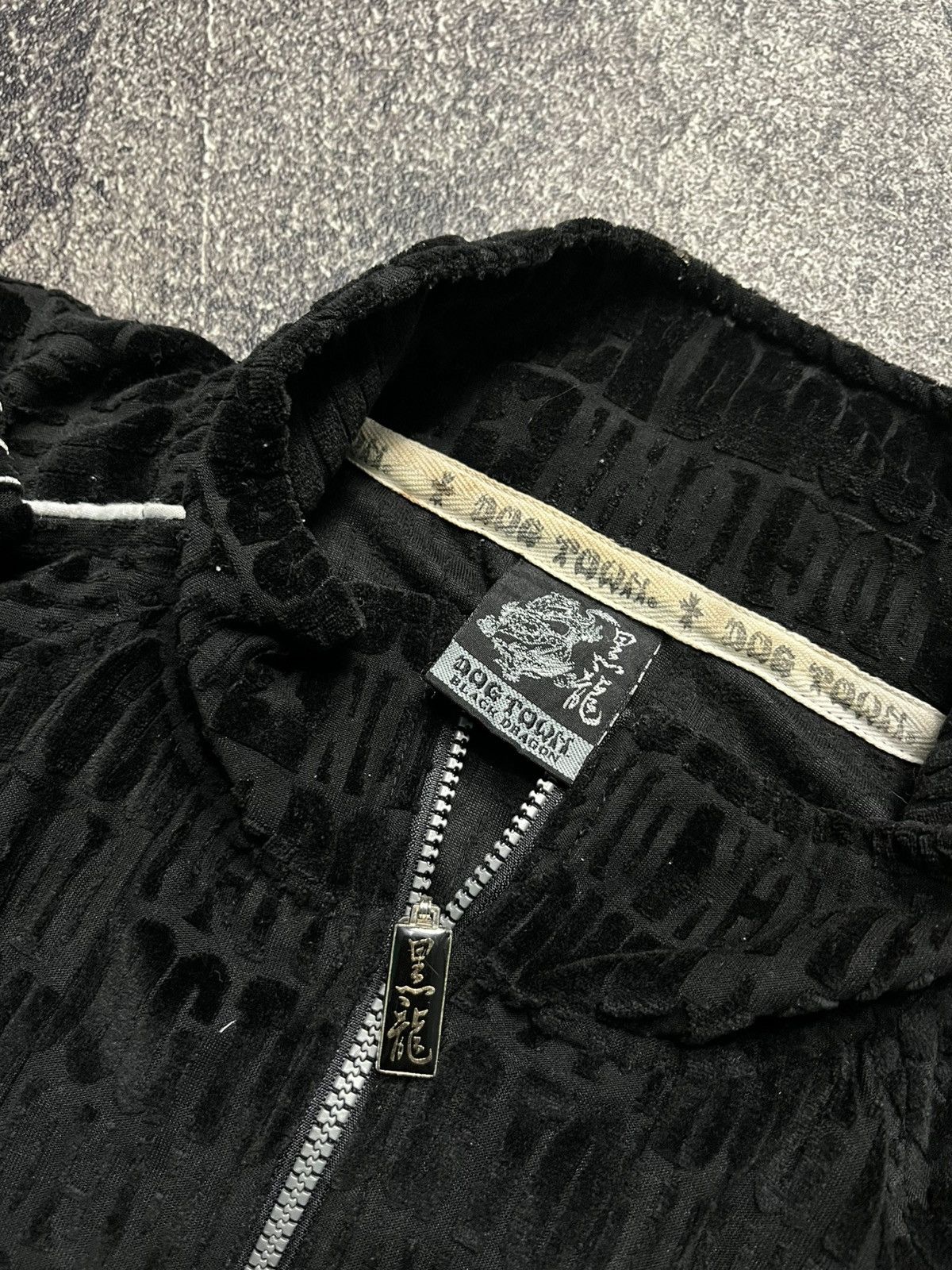Dogtown Vintage Dogtown Black Dragon Monogram Y2K Track Jacket Size US XXL / EU 58 / 5 - 5 Thumbnail