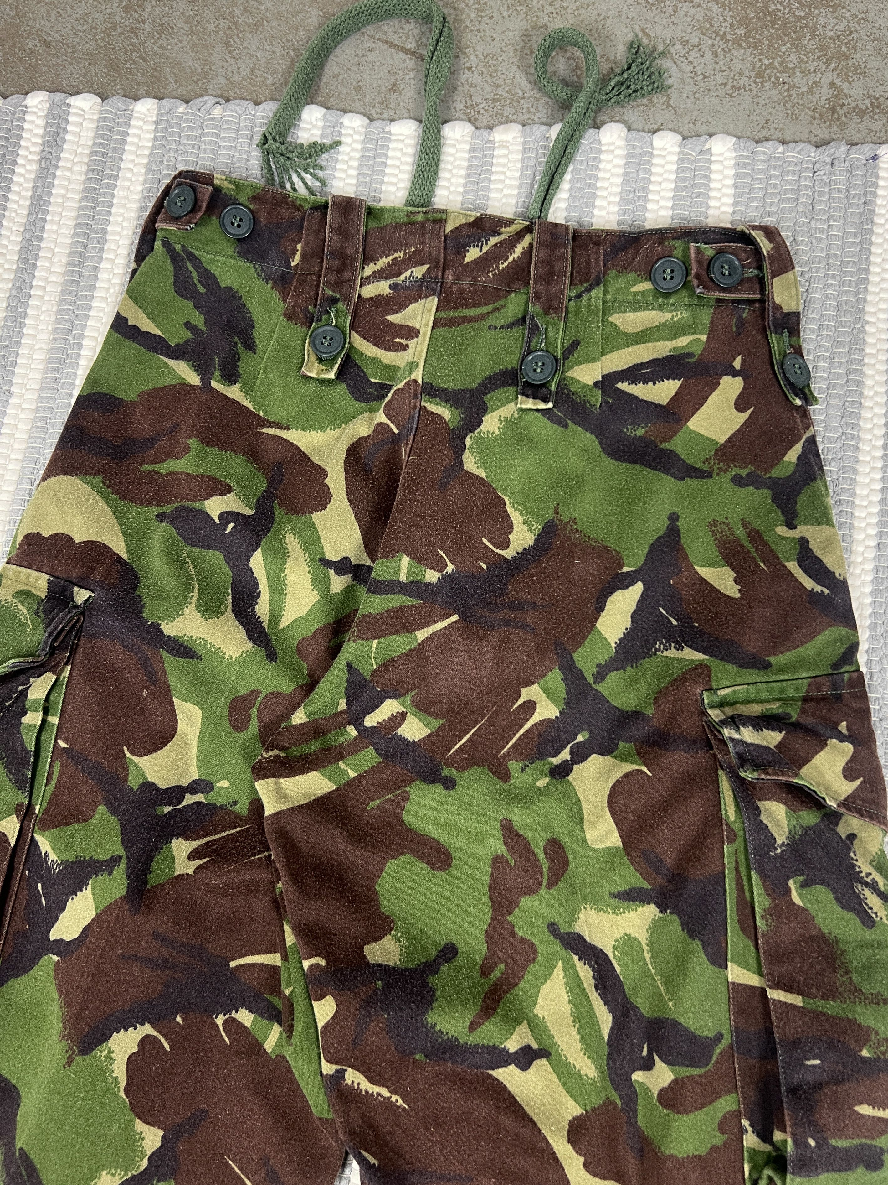 Vintage Vintage Military Cargo Army Combat Pants Size US 26 / EU 42 - 5 Thumbnail