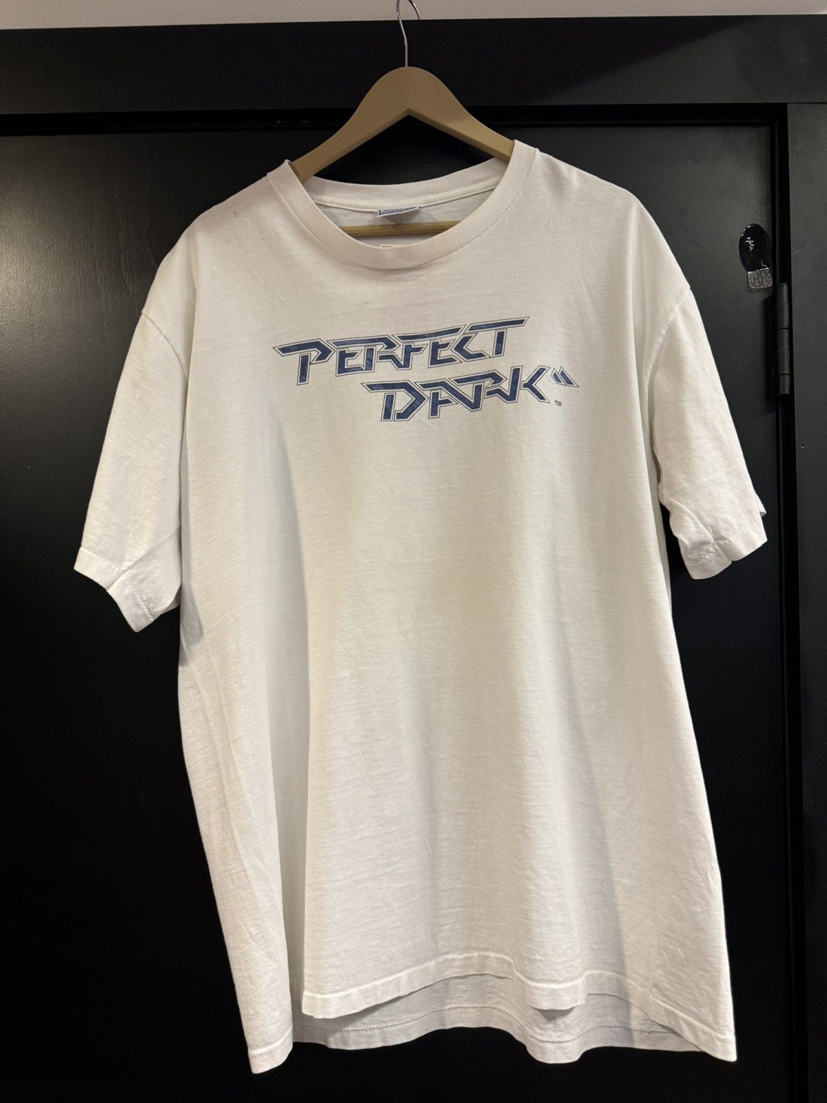 Vintage Vintage White Perfect Dark Shirt Nintendo 64 Game Size US XL / EU 56 / 4 - 1 Preview