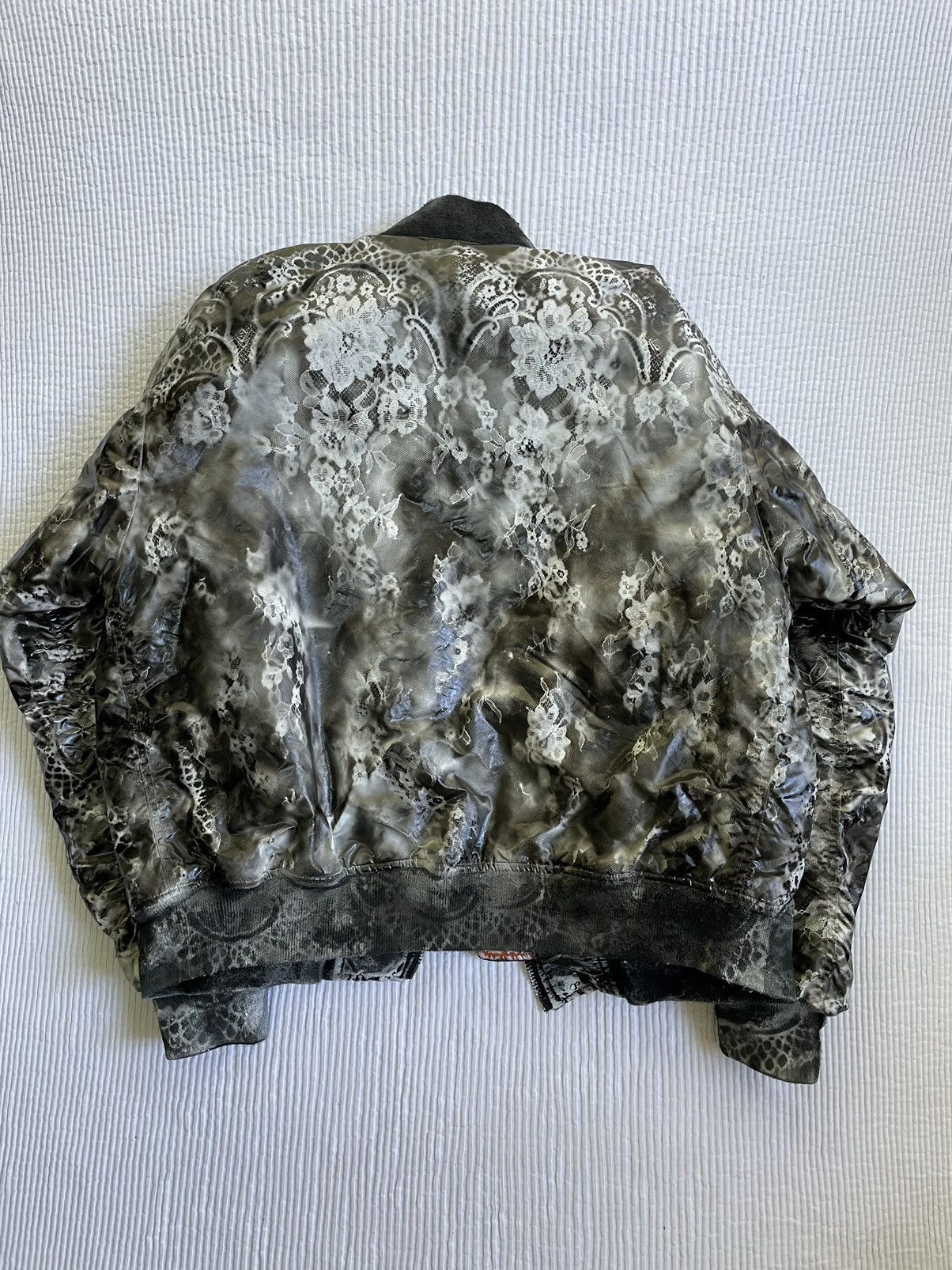 Handmade MA-1 Bomber in Floral Nior Size US XL / EU 56 / 4 - 2 Thumbnail
