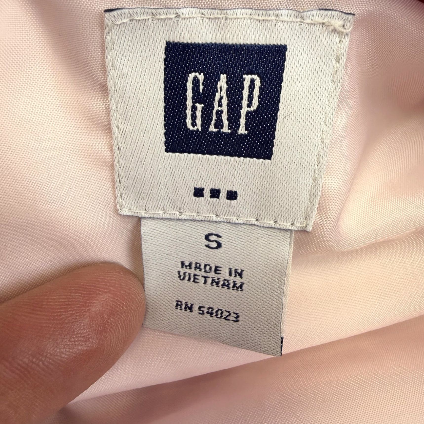 Gap Gap Vest Womens Small Pink Quilted Down Puffer Snap Front Rib Knit Hem Collar Size S / US 4 / IT 40 - 6 Thumbnail