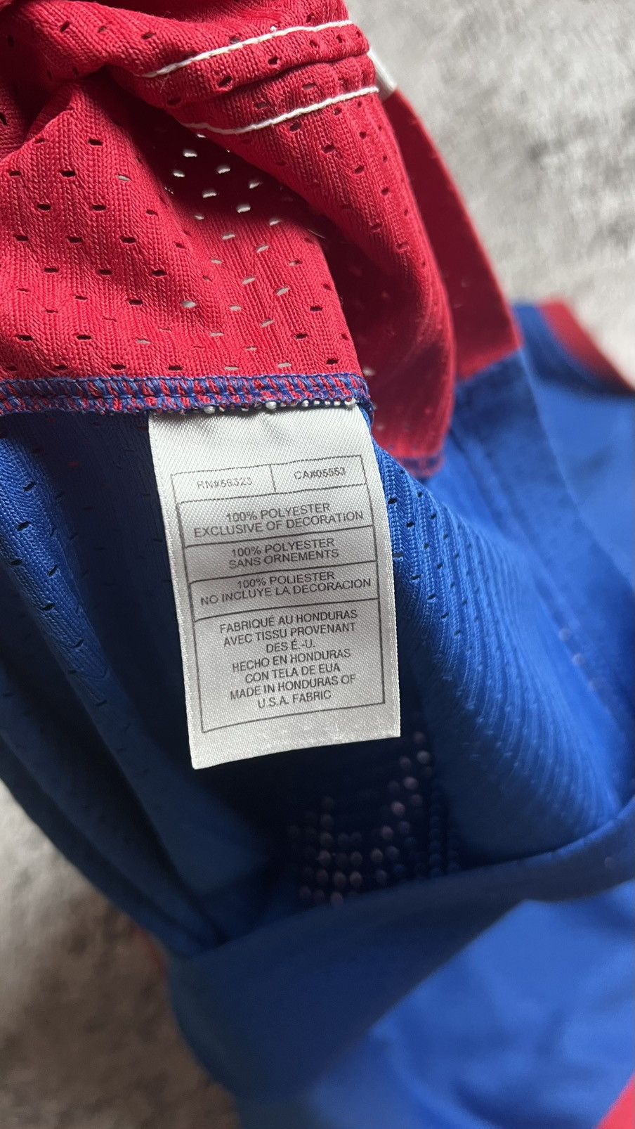 Early 00’s Detroit Pistons NBA Ben Wallace Nike jersey