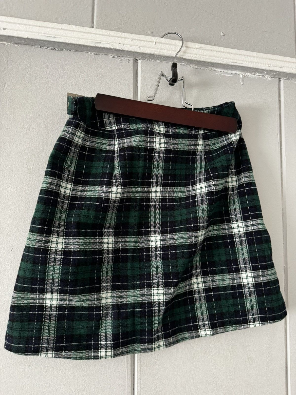 Brandy Melville Brandy Melville Women's Black and Green Plaid Mini Skirt Size 24" / US 00 / IT 34 - 2 Thumbnail