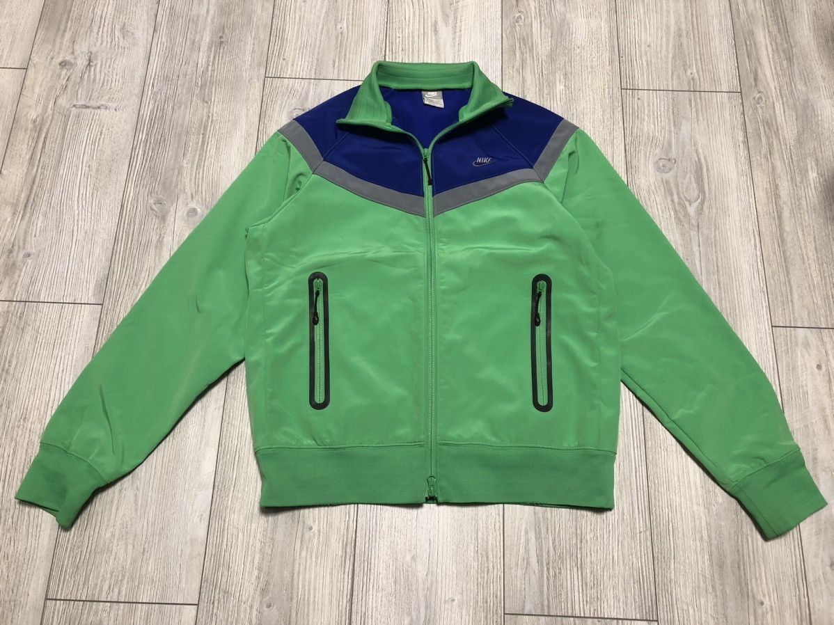 Vintage Nike Light Windbreaker Jacket Nike Zip jacket Nylon