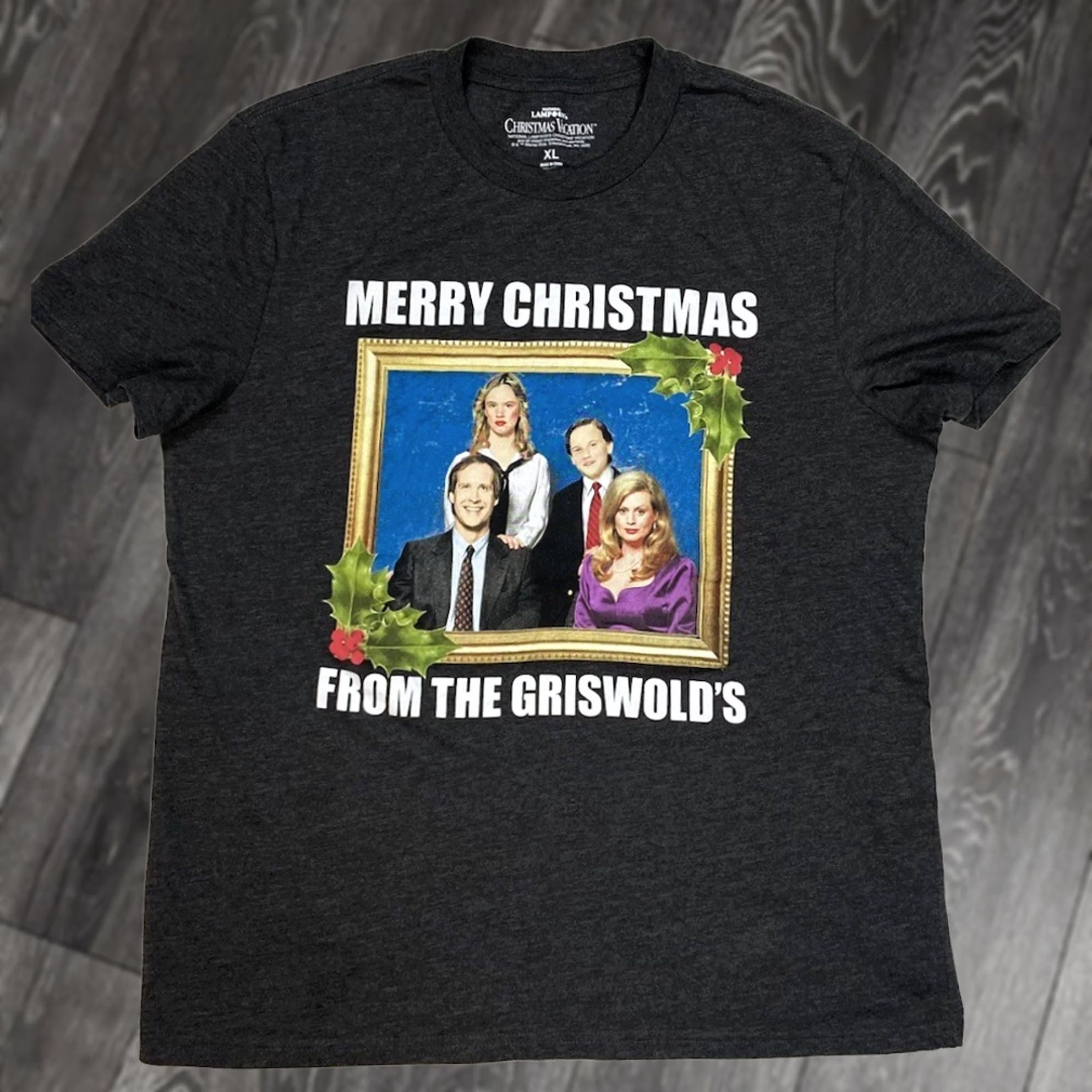 Vintage VINTAGE National Lampoon's Christmas Vacation Graphic T-shirt Men XL Gray Size US XL / EU 56 / 4 - 1 Thumbnail