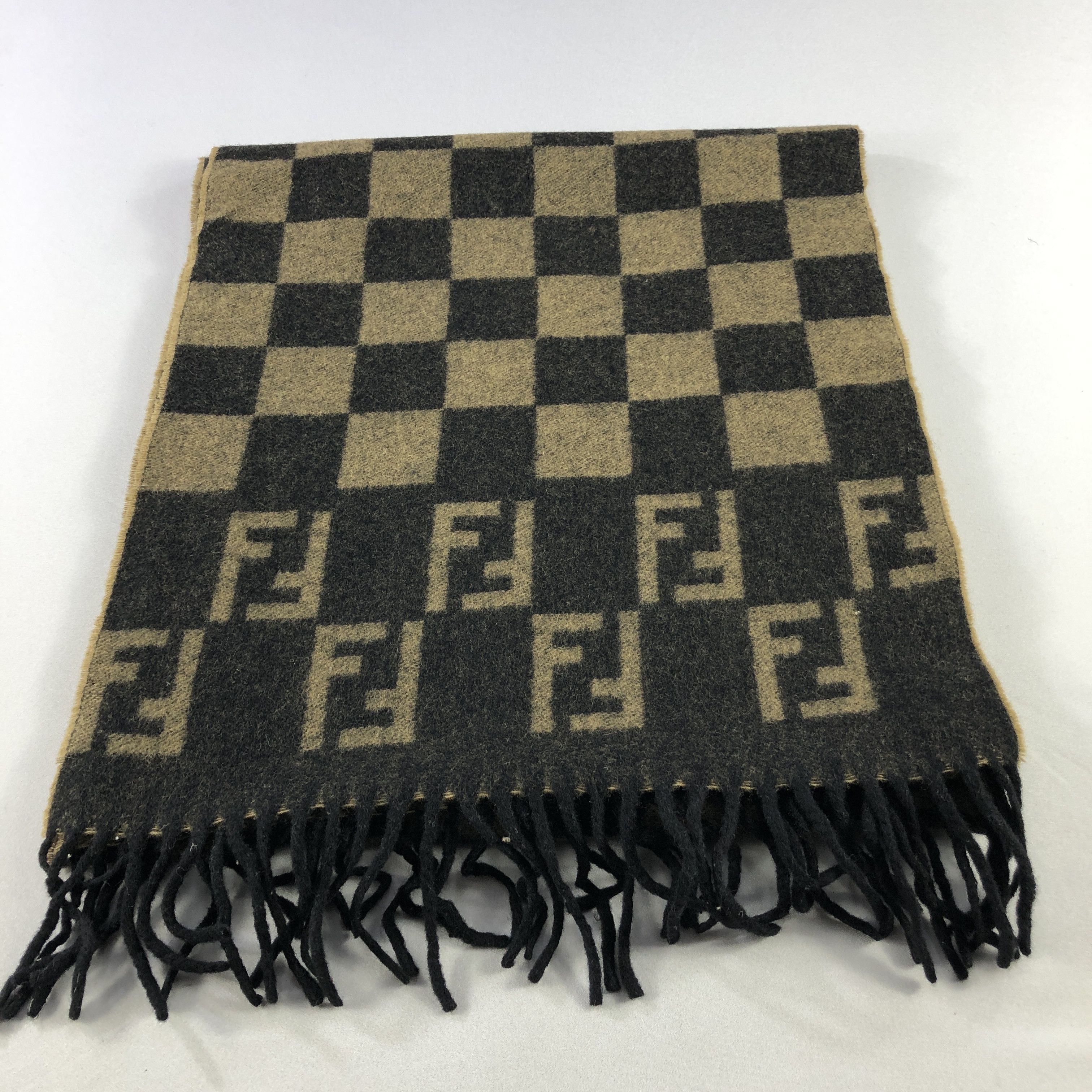 Fendi Fendi Monogram FF Wool Muffler Scarf Neck Wrap V2833 Size ONE SIZE - 3 Thumbnail