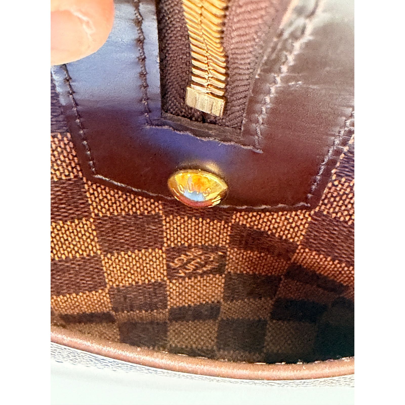 Louis Vuitton Louis Vuitton Damier Ebene Canvas Berkeley Bag Size ONE SIZE - 17 Thumbnail