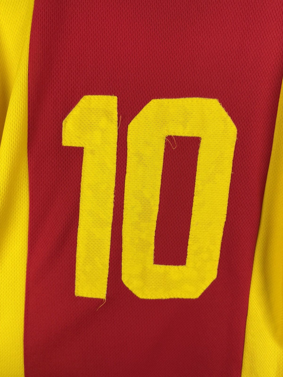 Vintage 80s 90s Galatasaray Retro #10 Handmade Rare Soccer Jersey Size US XL / EU 56 / 4 - 9 Thumbnail