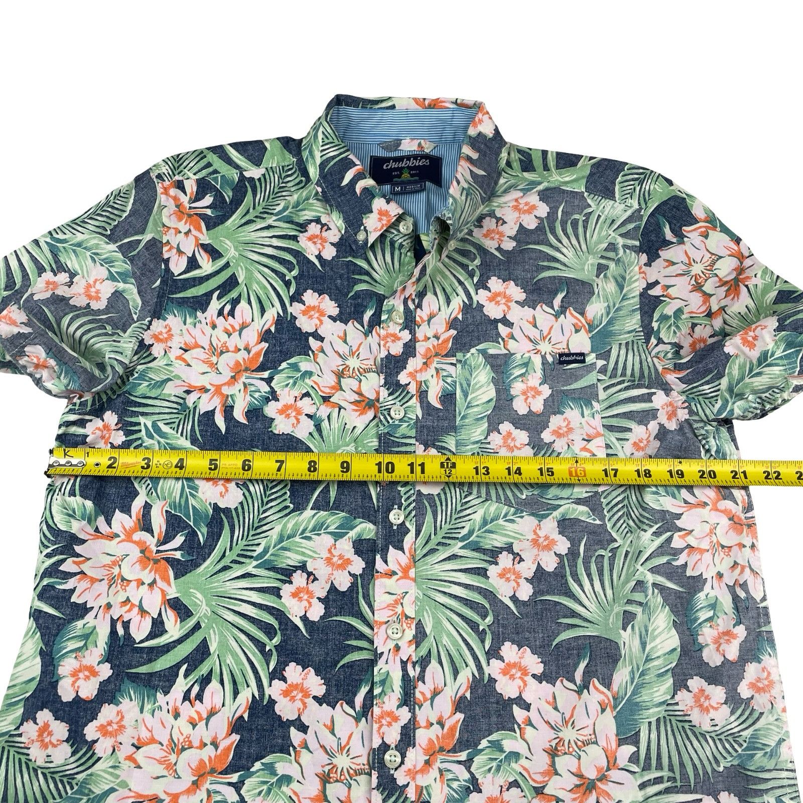 Chubbies Chubbies Men's Hawaiian S/S Button Shirt Navy/Pink Floral • Size US M / EU 48-50 / 2 - 6 Thumbnail