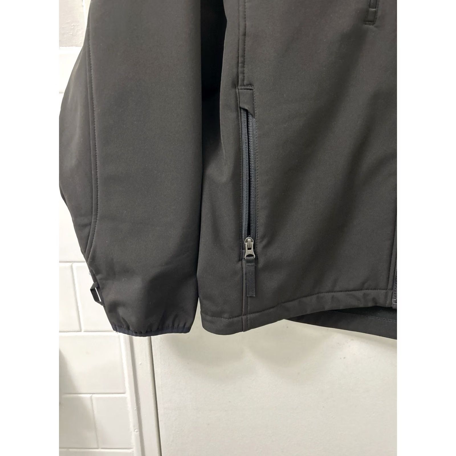Vintage Cintas Work Jacket Mens Large Black Softshell Lined Fleece Full Zip Wellness Parking Logo Zipper Size US L / EU 52-54 / 3 - 6 Thumbnail
