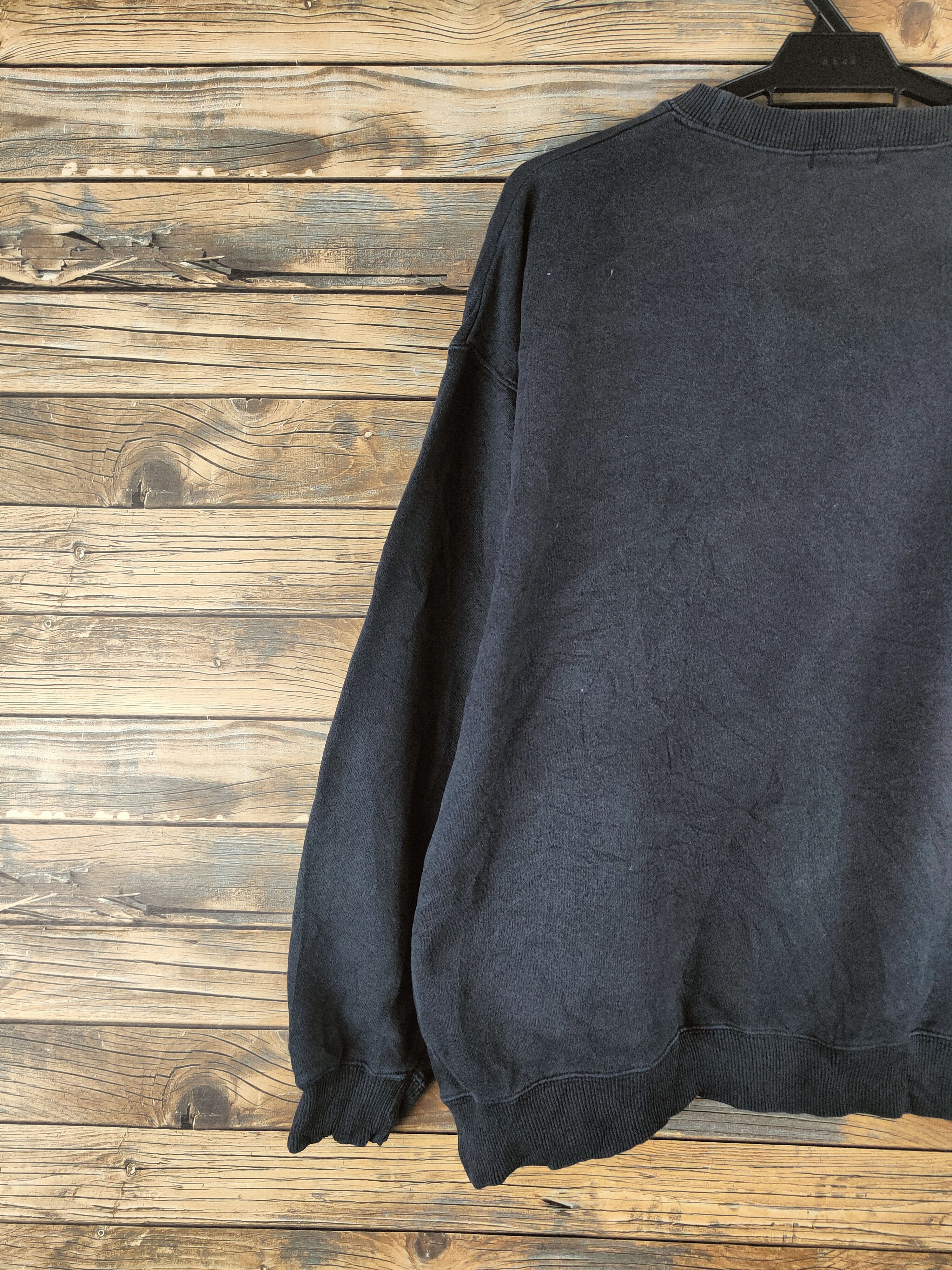 Japanese Brand Vintage Plain Faded Popular Model Black Sweatshirts Size US XL / EU 56 / 4 - 8 Thumbnail