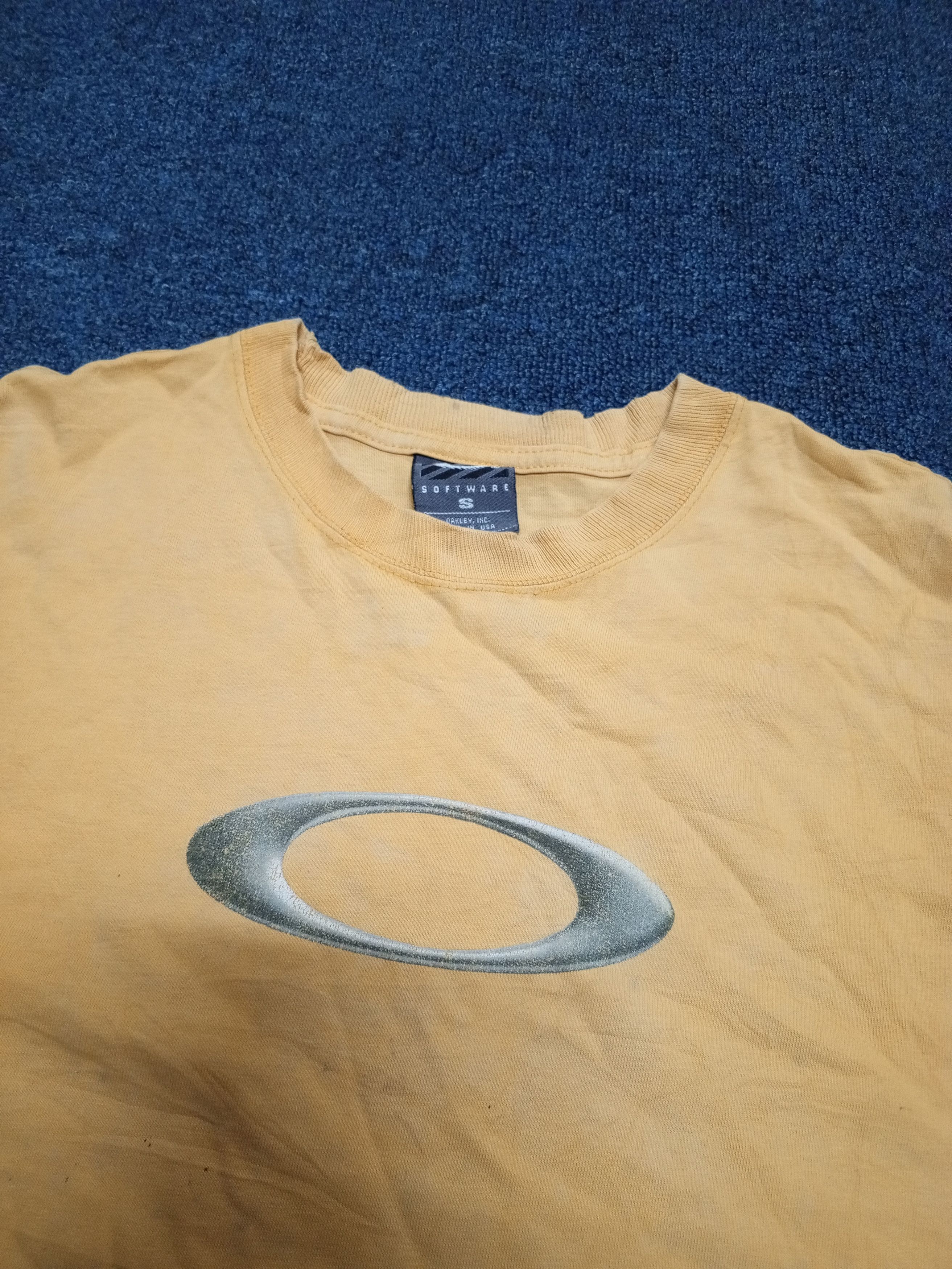 Oakley 💥BINDING OFFER💥90s Oakley yellow logo rare Size US M / EU 48-50 / 2 - 5 Thumbnail