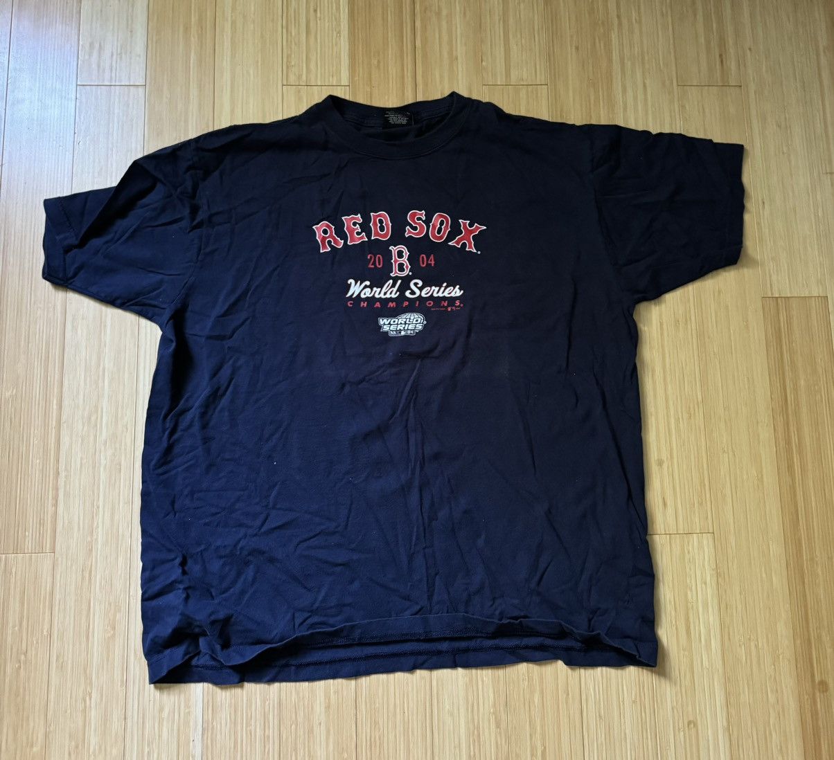 MLB × Vintage Vintage 2004 Red Sox Champion Tee Size US XL / EU 56 / 4 - 1 Thumbnail