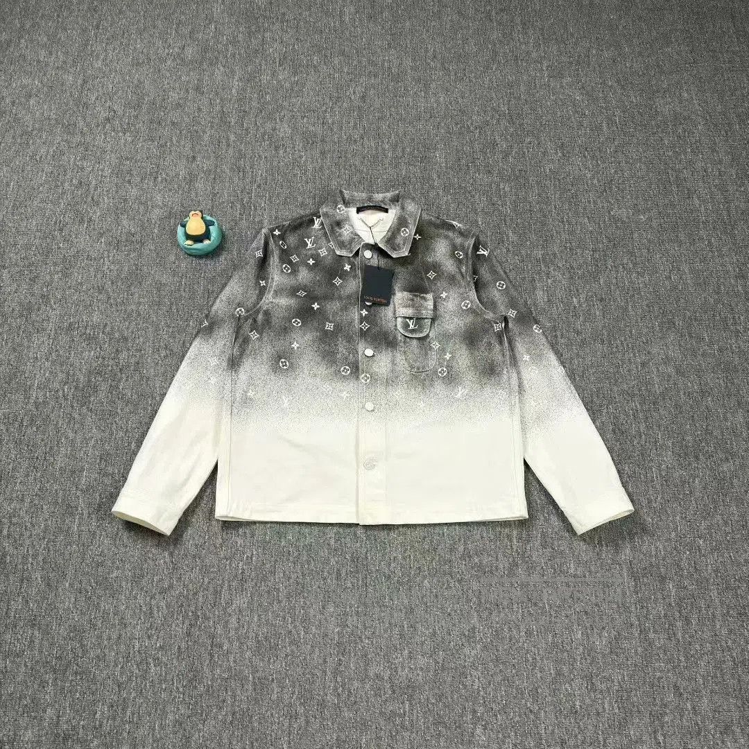 Louis Vuitton lv gray white gradient denim shirt. Size US L / EU 52-54 / 3 - 1 Thumbnail