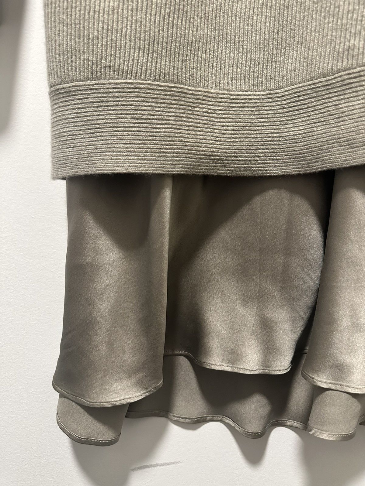 Brunello Cucinelli Brunello Cucinelli Silk & Cashmere Dress Size M / US 6-8 / IT 42-44 - 4 Thumbnail