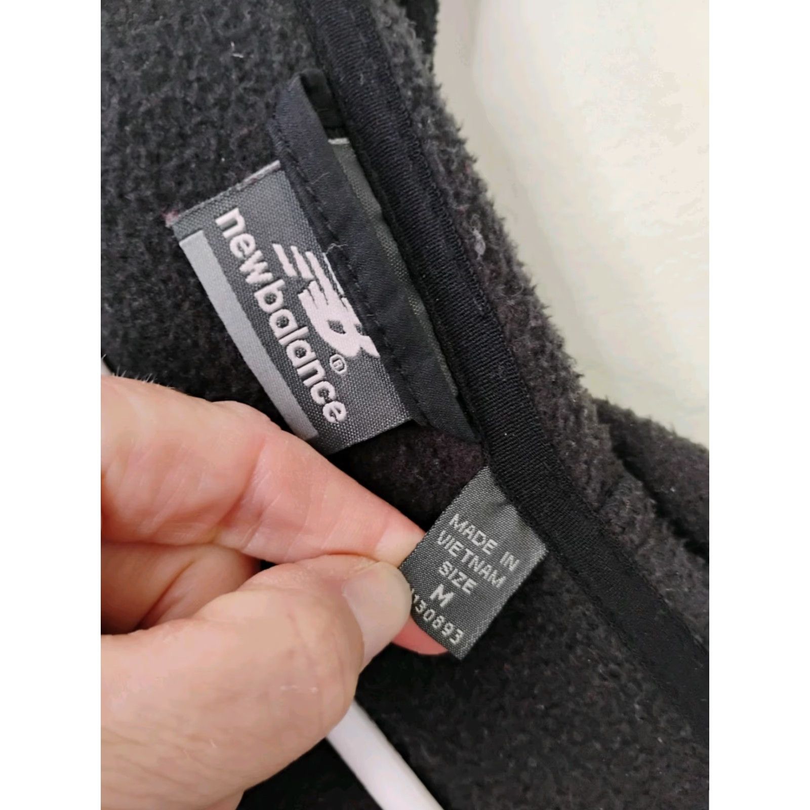 New Balance New Balance Full Zip Fleece Quilted Hooded Jacket Medium Black Long Sleeve Women Size M / US 6-8 / IT 42-44 - 6 Thumbnail
