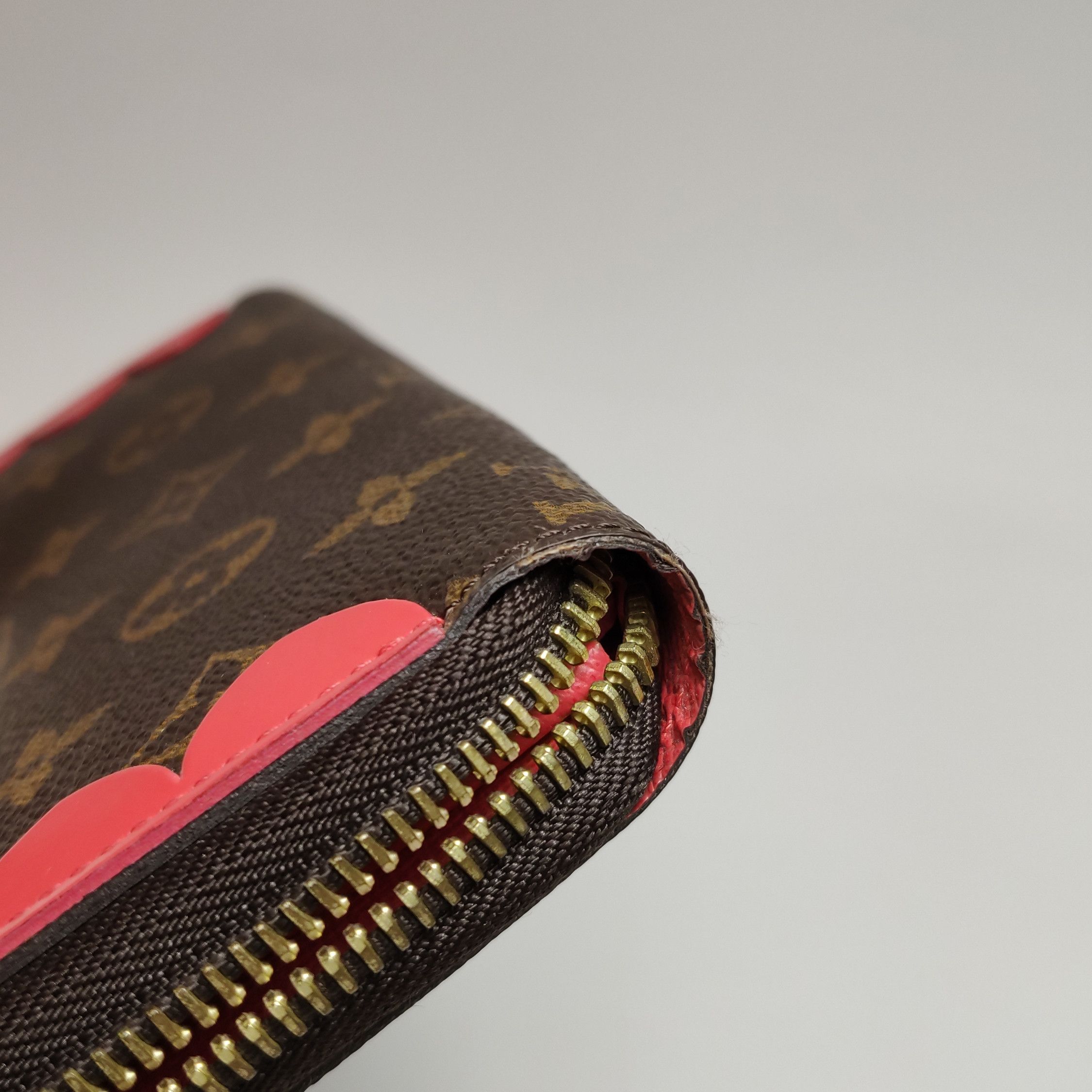 Louis Vuitton Louis Vuitton (LV) Zippy cowhide colorblocked Monogram prin Size ONE SIZE - 8 Thumbnail