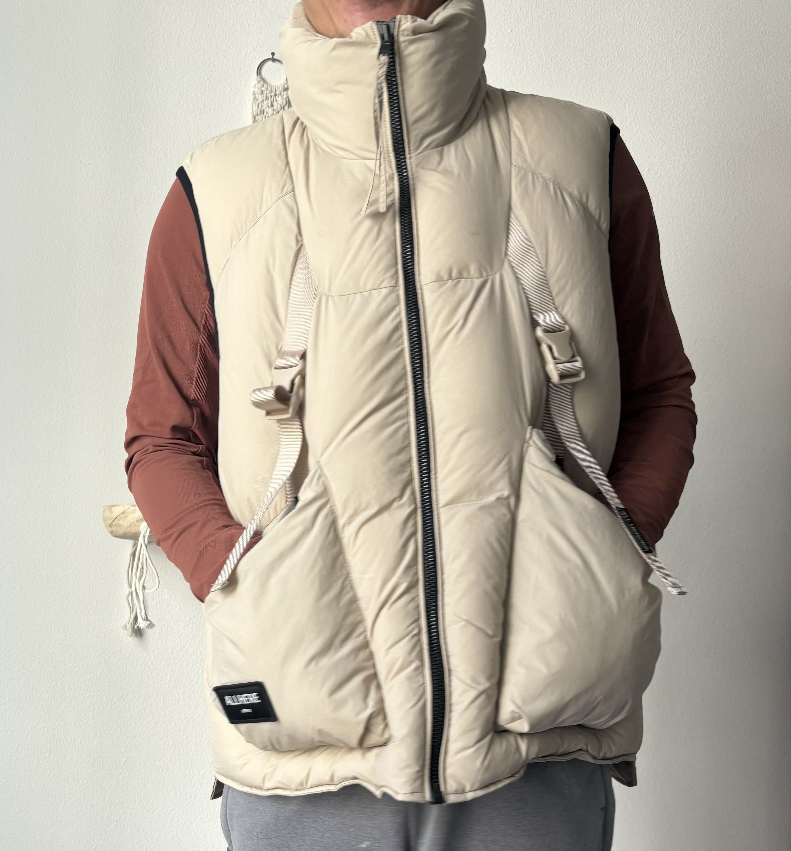 Designer Designer Brand Khaki Puffer Vest Size US M / EU 48-50 / 2 - 4 Thumbnail