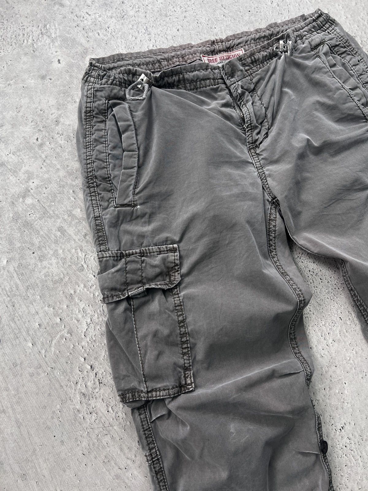 True Religion VINTAGE CARGO BONDAGE TRUE RELIGION PANTS Y2K Size US 30 / EU 46 - 13 Thumbnail