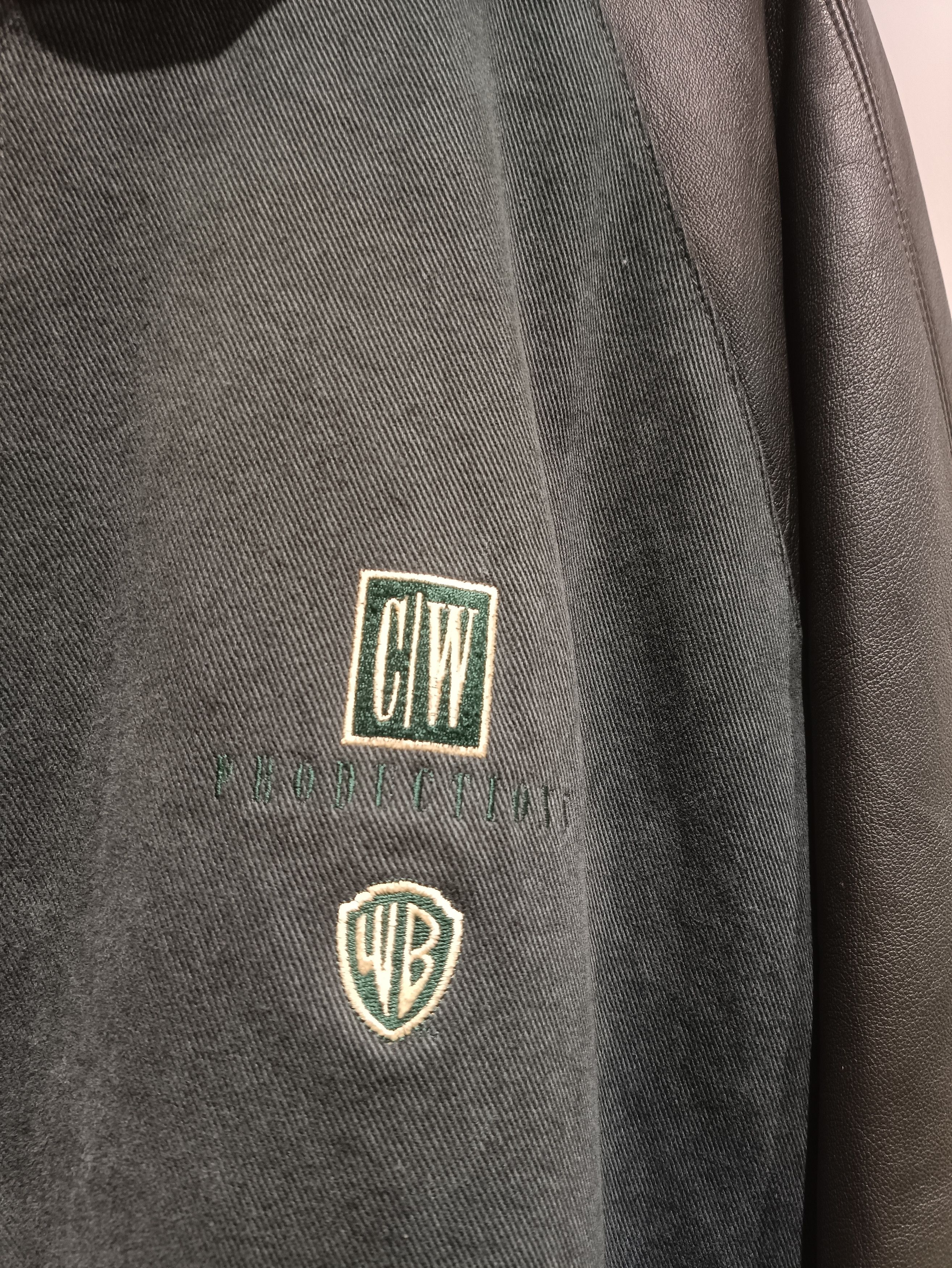 Nike × Vintage × Warner Bros vintage nike varsity Size US XL / EU 56 / 4 - 2 Thumbnail