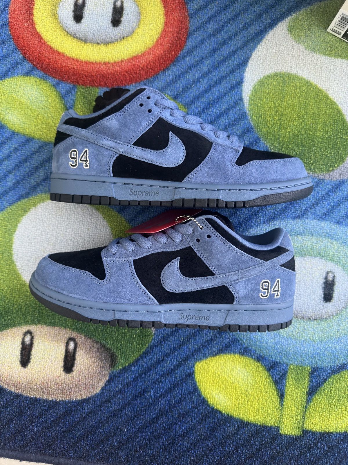 Nike × Supreme Nike SB Dunk Low OG QS Size US 7 / EU 40 - 1 Thumbnail