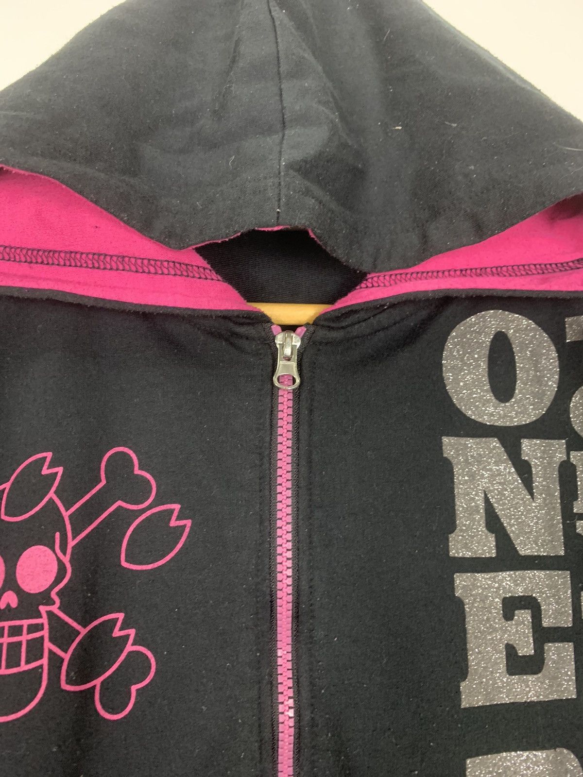 One Piece One Piece Hoddies Size US M / EU 48-50 / 2 - 6 Thumbnail