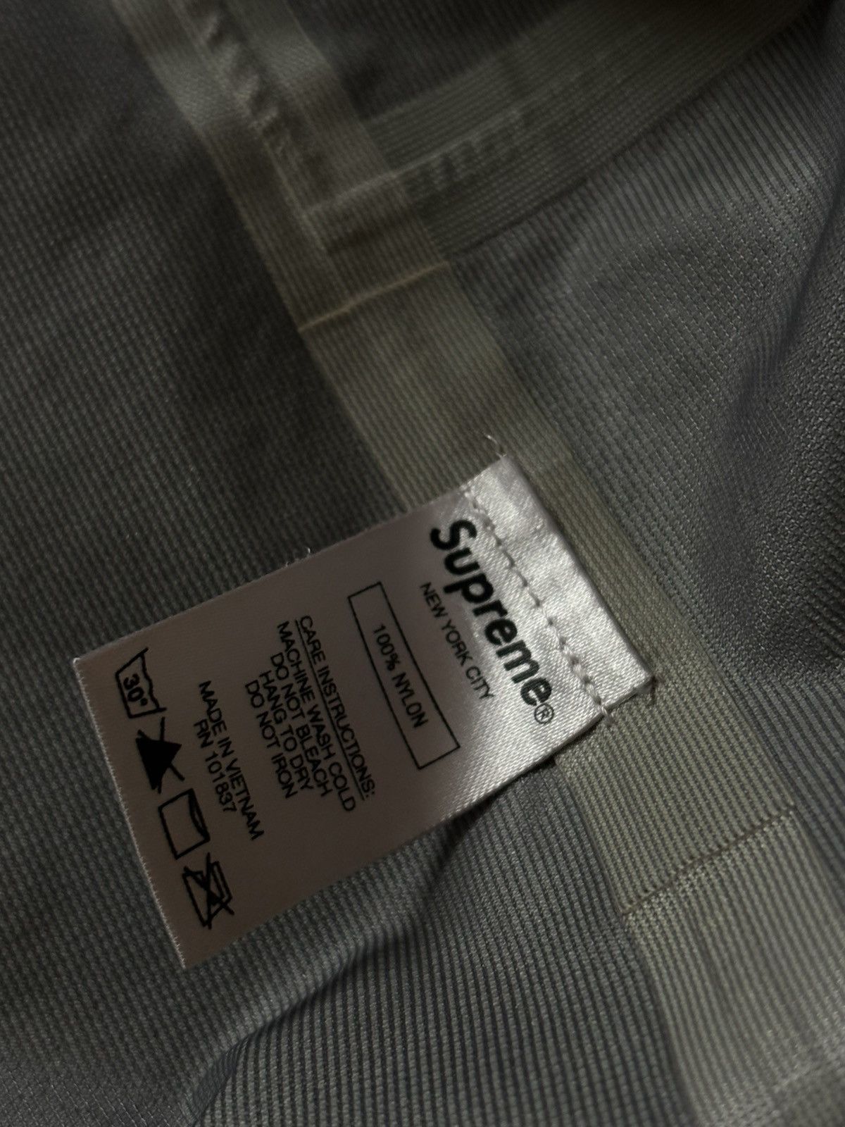 Supreme Supreme Chito Dogtape Raincoat Size US L / EU 52-54 / 3 - 8 Thumbnail