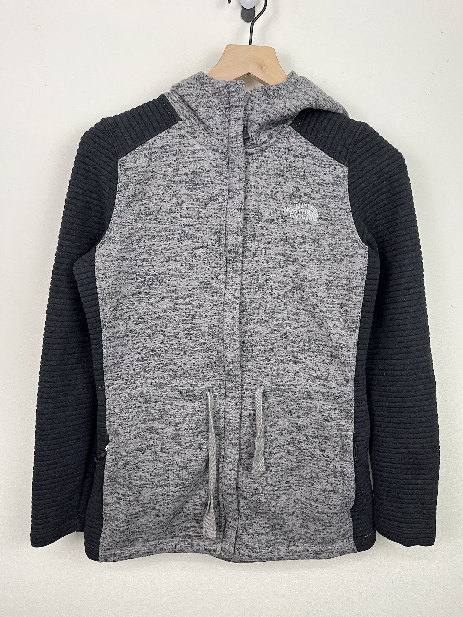 The North Face × Vintage Vintage Y2K The North Face Womens Long Hooded Sweatshiert Size S Size US S / EU 44-46 / 1 - 1 Thumbnail