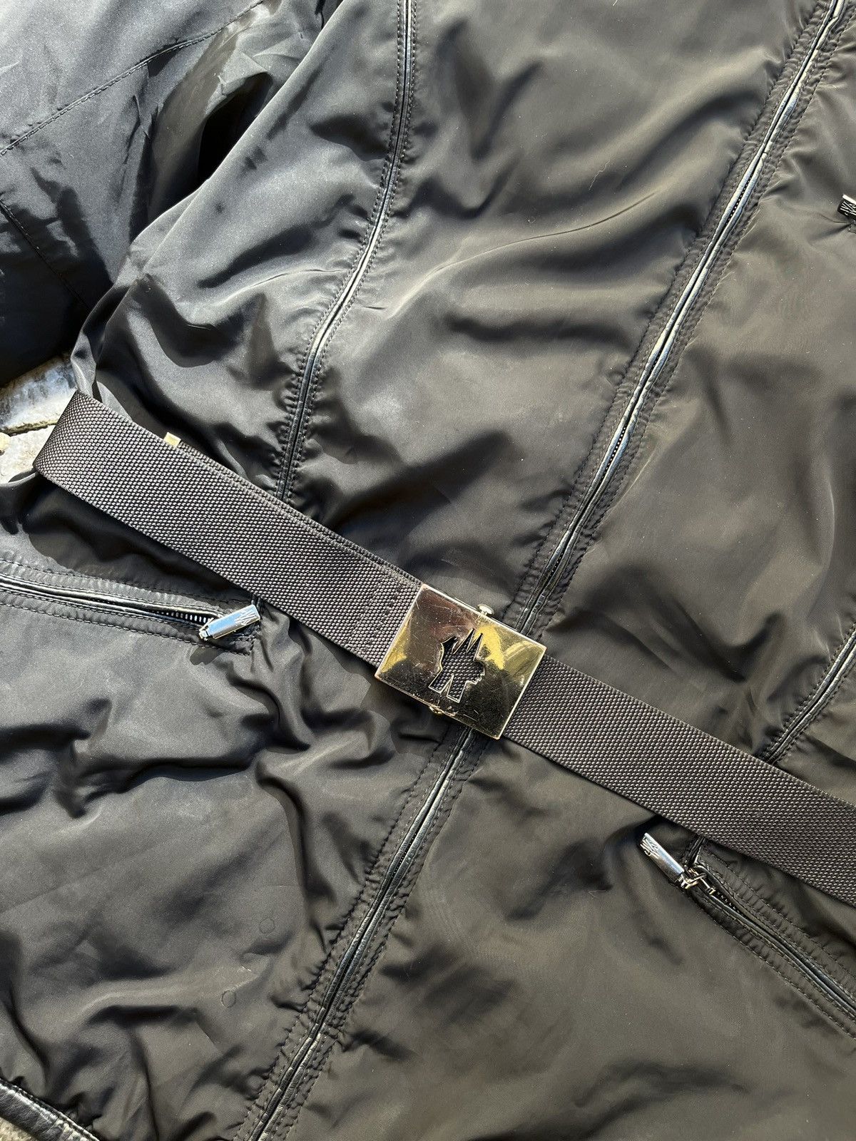 Moncler Moncler Vintage Jacket Size M / US 6-8 / IT 42-44 - 3 Thumbnail