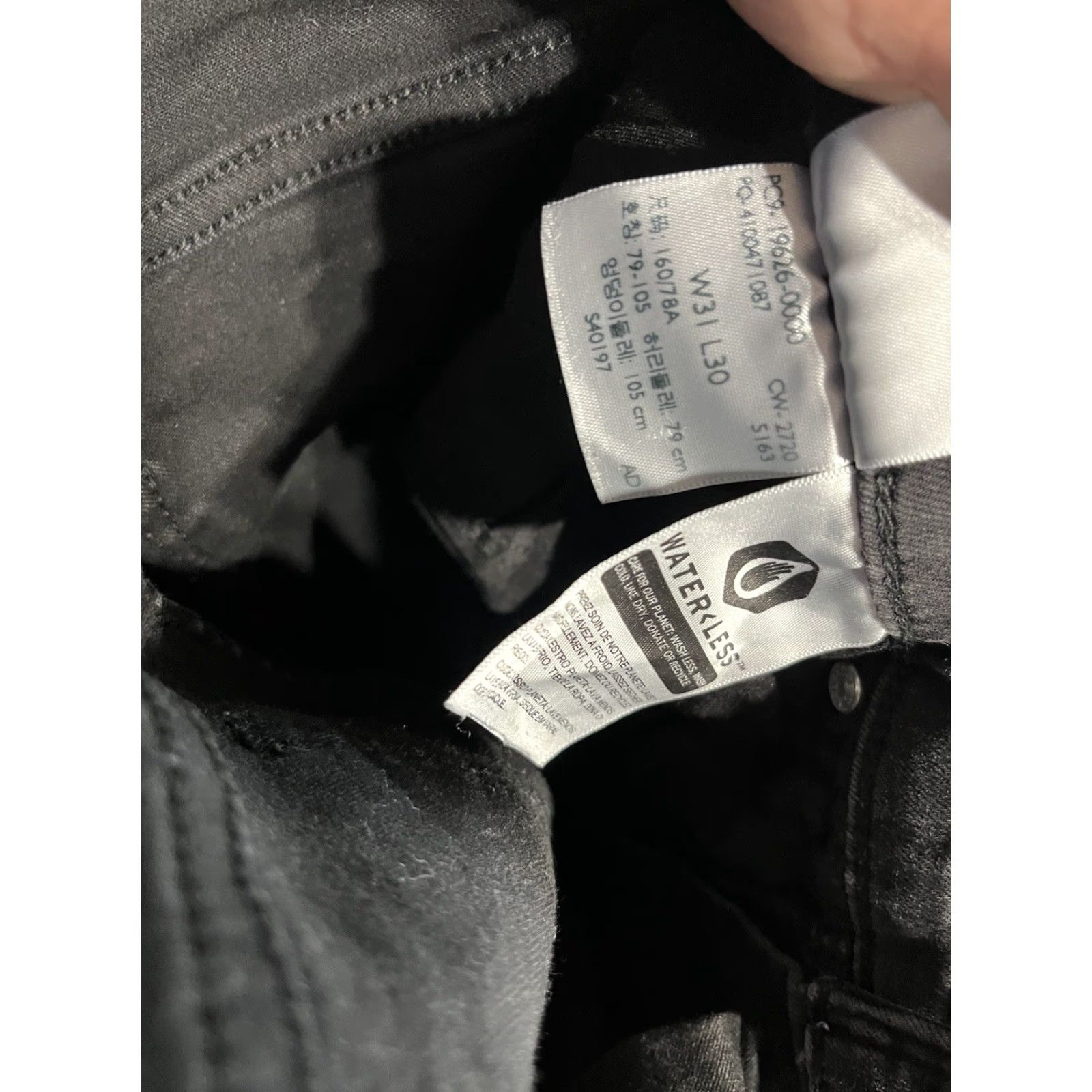 Levi's Levi’s 311 Shaping Skinny Black 31x30 Jeans Women Slimming Pockets Denim 311 Retro 80s 90s Size 24" / US 00 / IT 34 - 7 Thumbnail