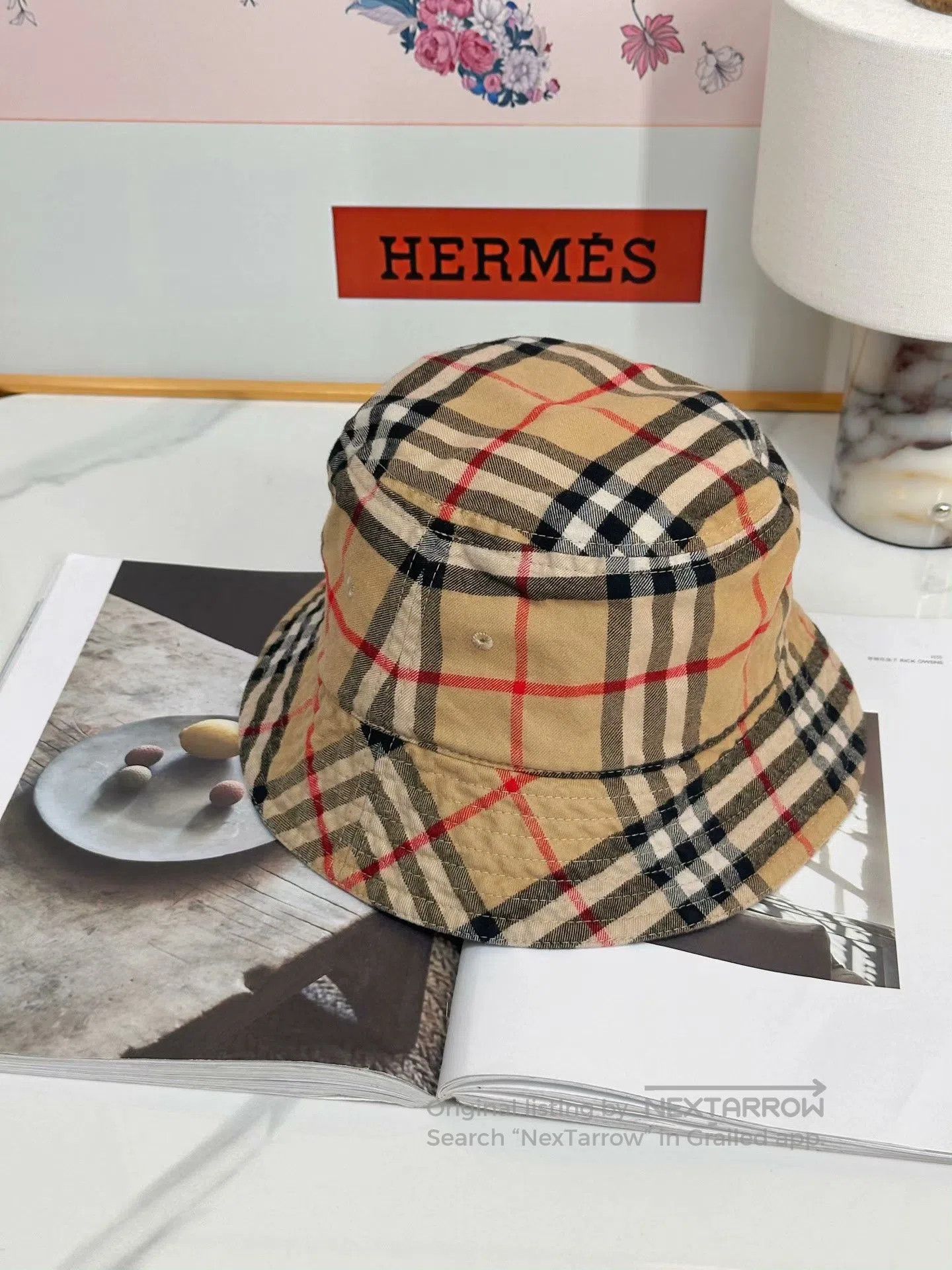 Burberry Burberry Casual Bucket Hat. Size ONE SIZE - 4 Thumbnail