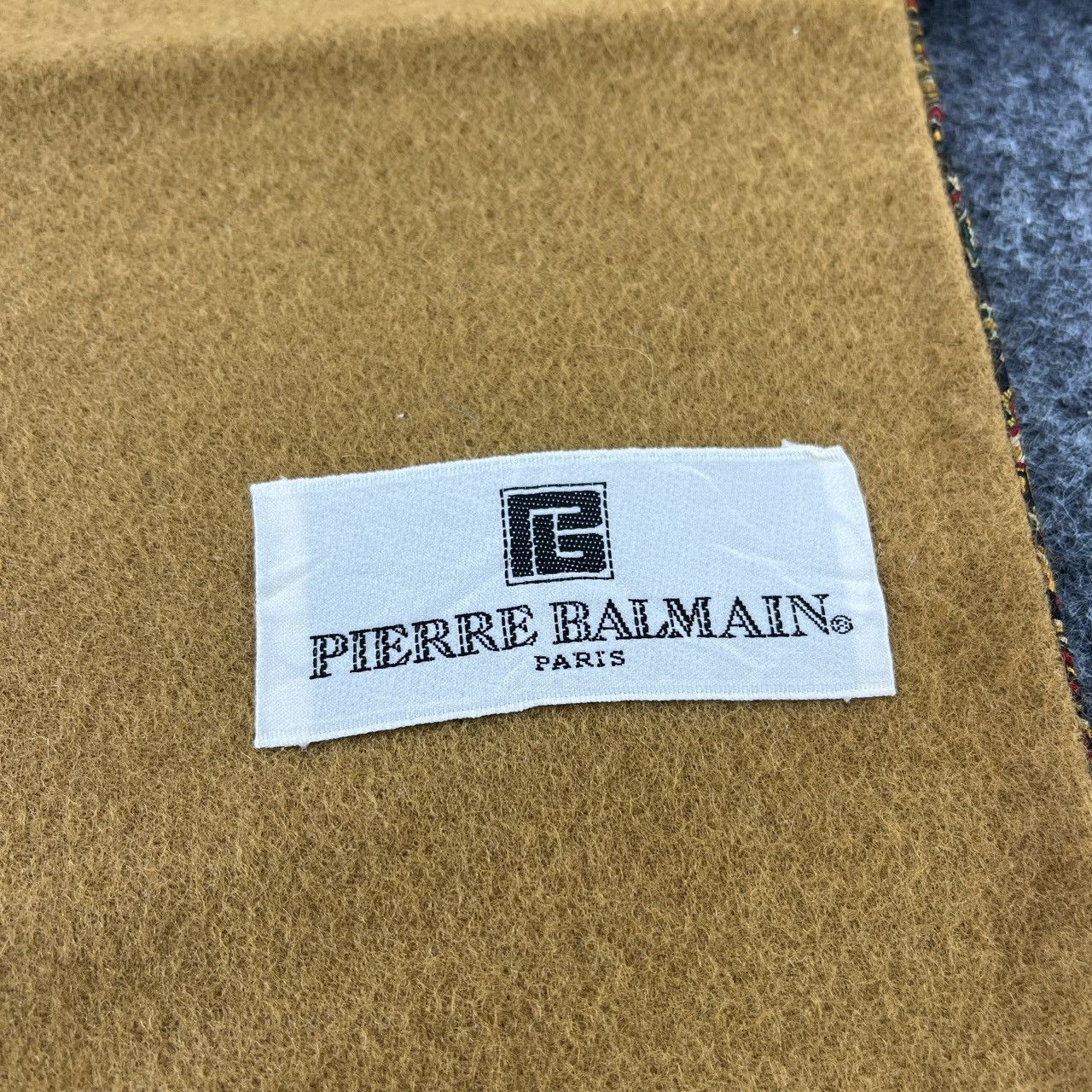 Pierre Balmain × Vintage Pierre Balmain Silk Paisley Scarf /Muffler/ Neckwear - T090 Size ONE SIZE - 7 Thumbnail