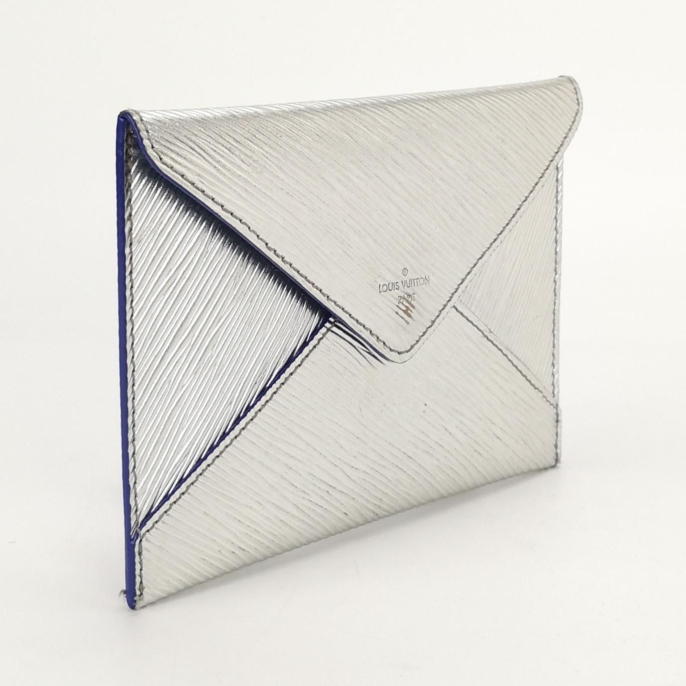 Louis Vuitton Louis Vuitton (LV) Cowhide Water Ripple Classic Envelope Cl Size ONE SIZE - 2 Thumbnail