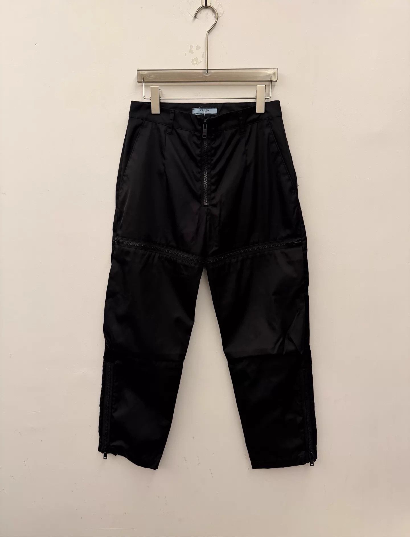 Prada PRADA Nylon Tech Triangle Logo Pants 38s, New Tried On Only Size 26" / US 2 / IT 38 - 1 Thumbnail