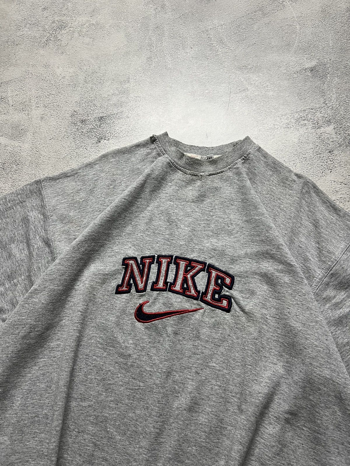 Vintage Vintage Y2K Nike Spellout Big Logo T-Shirt 90’s Size US XL / EU 56 / 4 - 3 Thumbnail