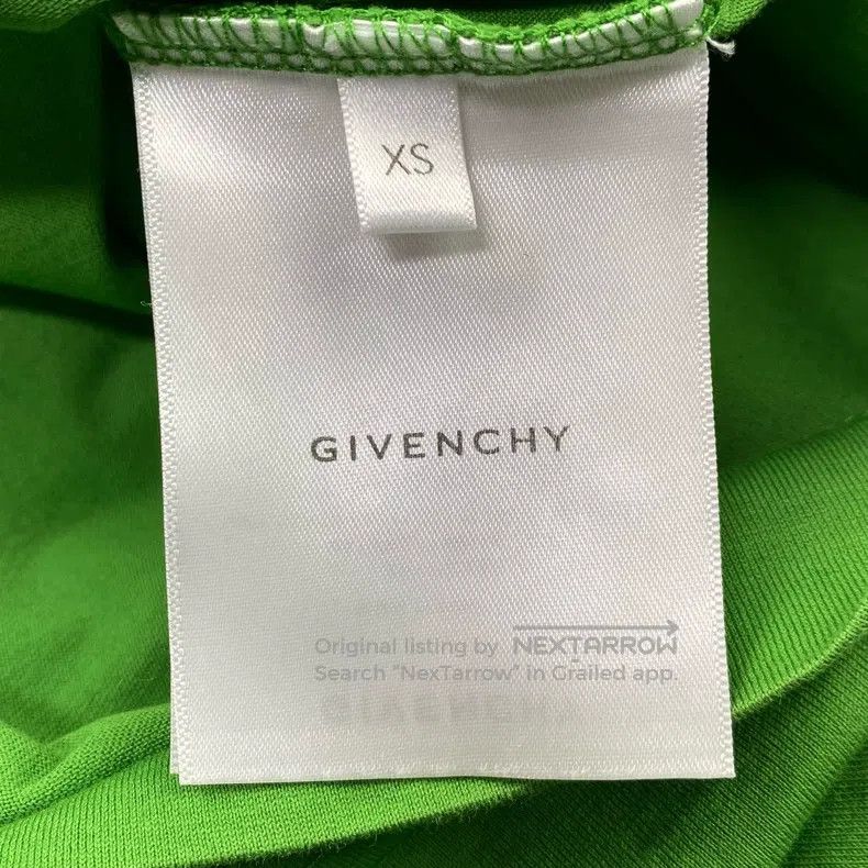 Givenchy Givenchy short sleeves Size US XS / EU 42 / 0 - 6 Thumbnail
