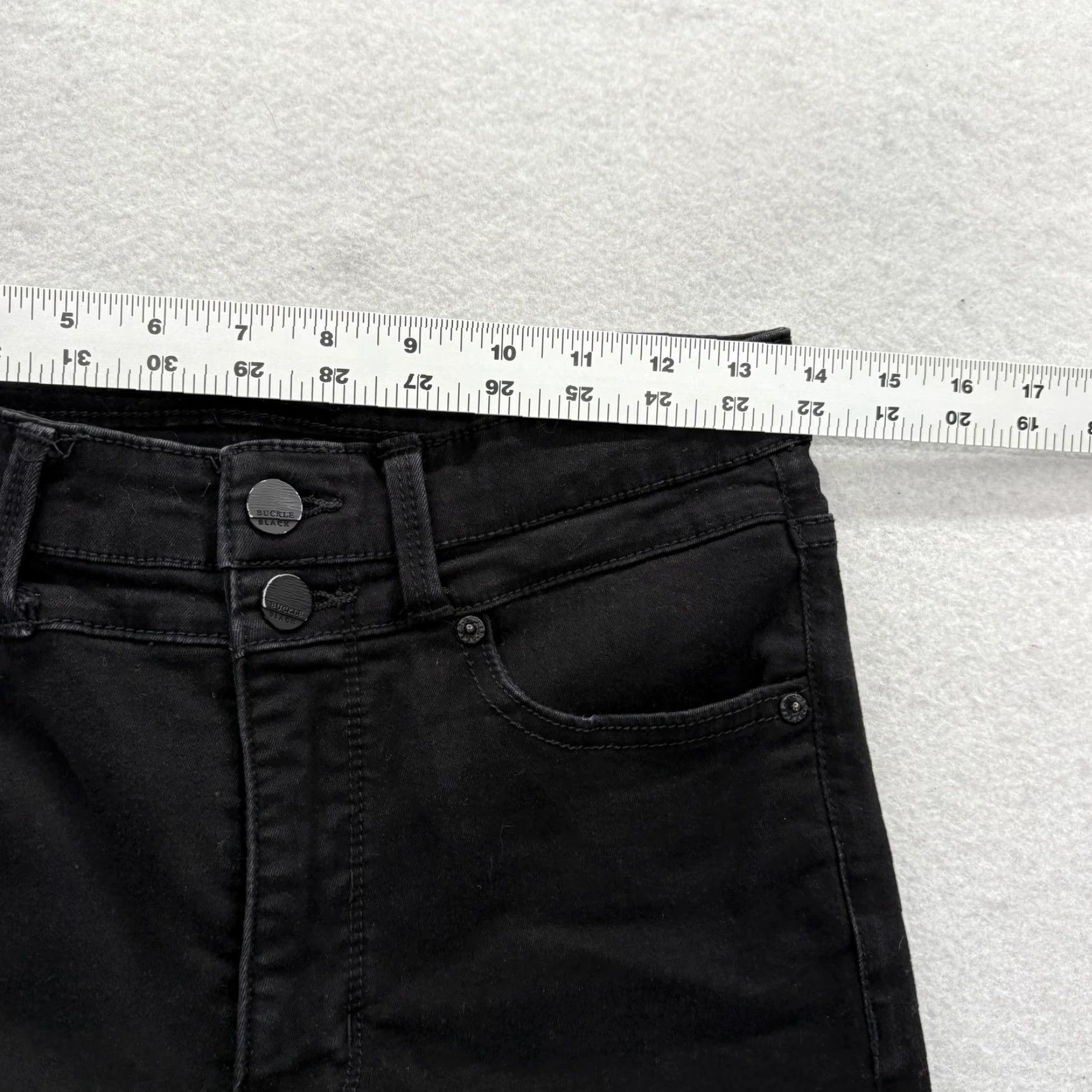 Buckle Black Buckle Black Jeans Bootcut Womens 26 Regular Black Dark Wash Stretch Shaping Slim 5-Pocket Denim Inseam 28 Zip Mens? (Note: gender should be Women) Size 26" / US 2 / IT 38 - 6 Thumbnail