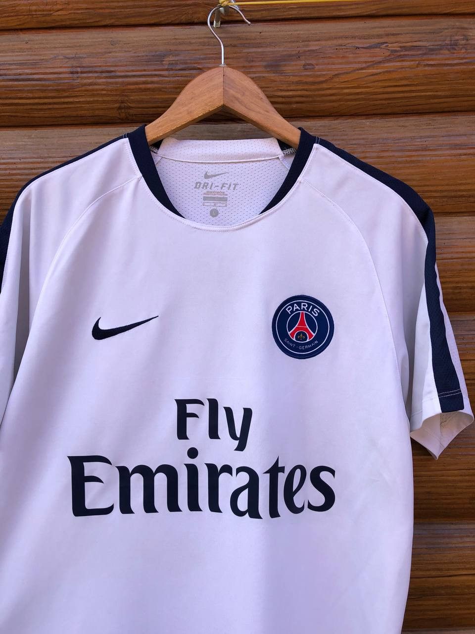 Nike PSG PARIS SAINT GERMAIN FOOTBALL SOCCER SHIRT JERSEY NIKE Size US L / EU 52-54 / 3 - 2 Thumbnail