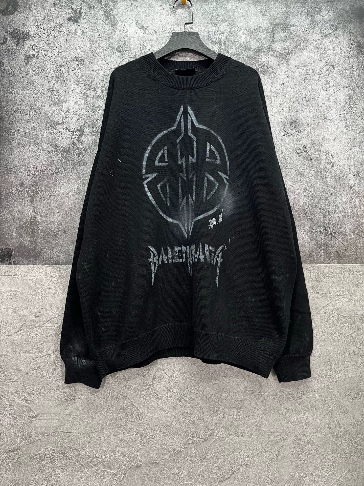 Balenciaga Balenciaga Logo Distressed Crewneck Sweatshirt M Size US M / EU 48-50 / 2 - 1 Thumbnail