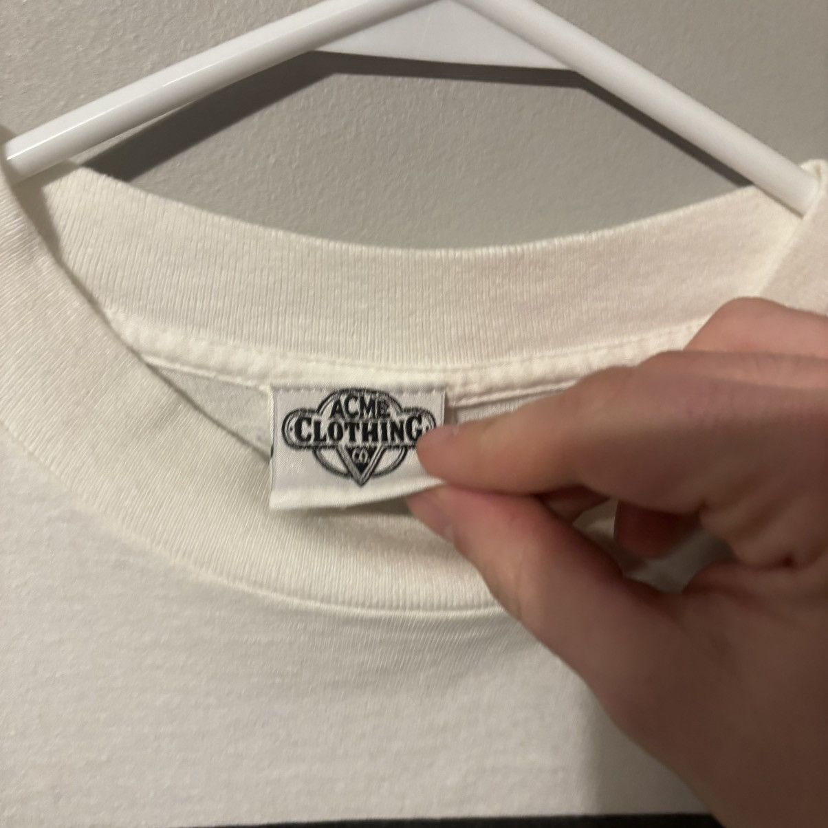 Acme Clothing VTG 90s Looney Tunes Shirt White Daffy Duck Box Logo Graphic Size US M / EU 48-50 / 2 - 2 Thumbnail