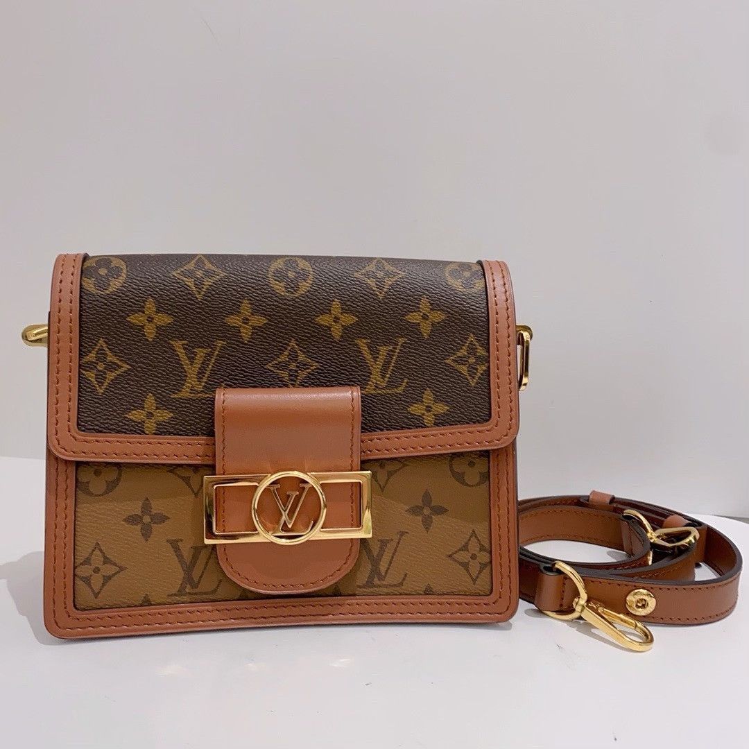 Louis Vuitton Pre-loved Bag Very good condition Size ONE SIZE - 1 Thumbnail