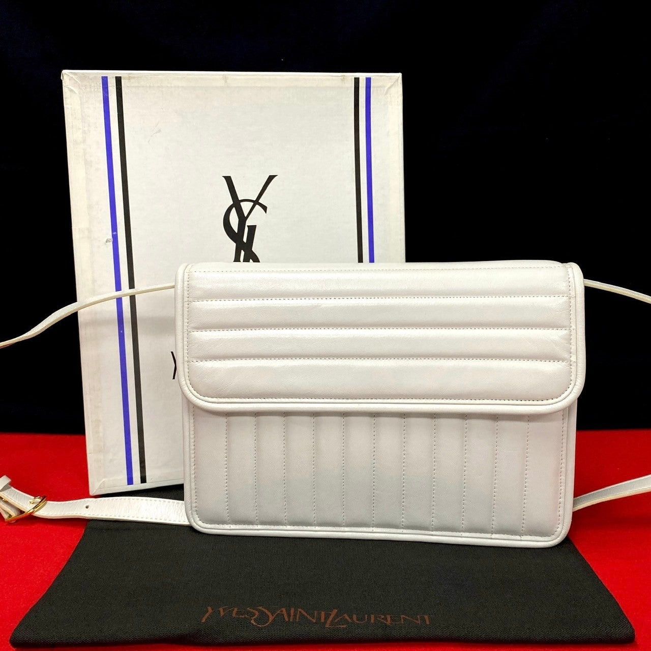 Yves Saint Laurent Yves Saint Laurent Shoulder Bag White Leather Size ONE SIZE - 1 Thumbnail