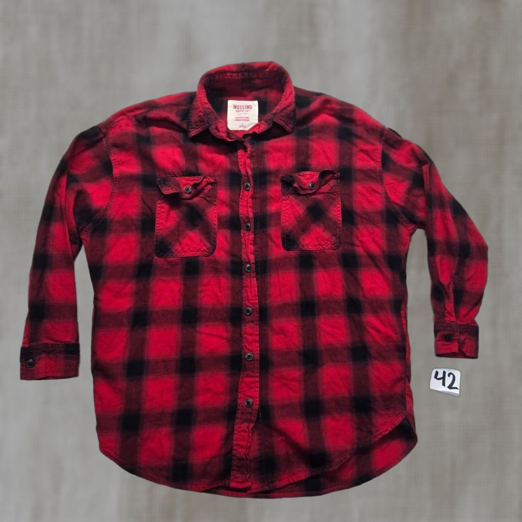 Mossimo Mossimo Supply Co Shirt Over Size Plaid Flannel Adult Men's Size S Small Red Cotton Button-Up Size S / US 4 / IT 40 - 1 Thumbnail