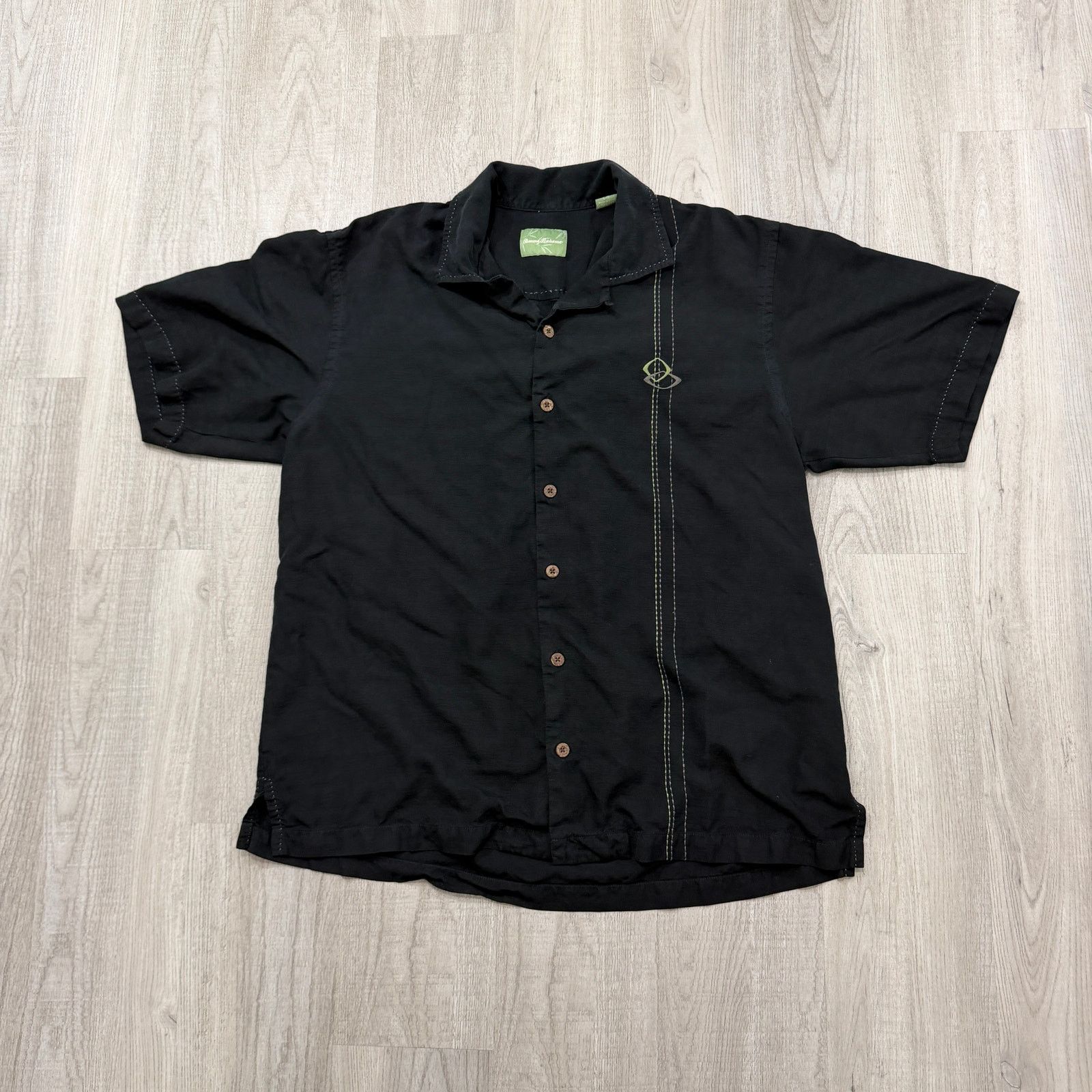 Tommy Bahama Tommy Bahama Hawaiian Shirt Men's Large Black Silk Loop Camp Size US L / EU 52-54 / 3 - 1 Thumbnail