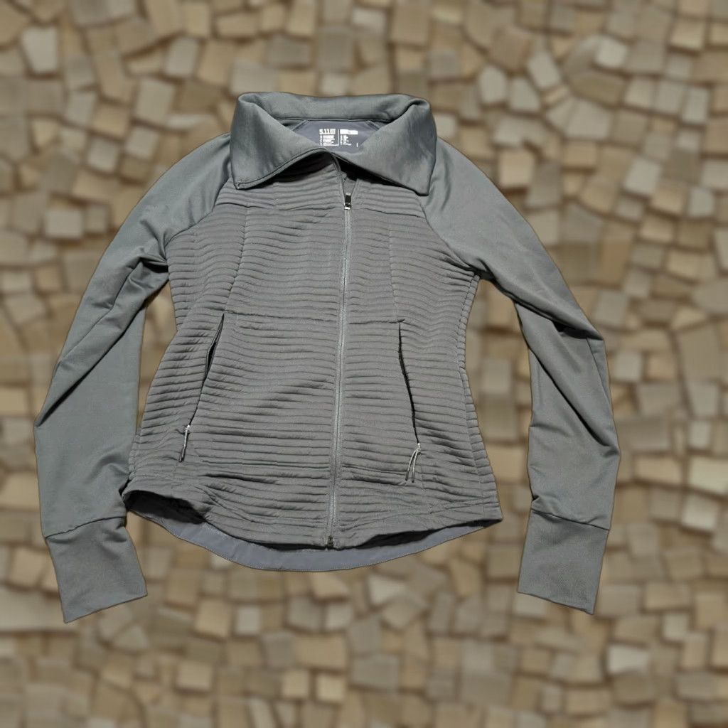 Vintage 5.11 Tactical Sweater Women's Size Small Gray Full Zip Up Long Sleeve Pockets Size S / US 4 / IT 40 - 1 Thumbnail
