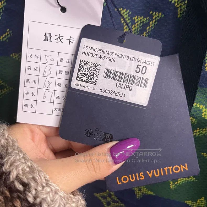 Louis Vuitton Louis Vuitton 26 full print hooded long sleeve single brea Size US M / EU 48-50 / 2 - 2 Thumbnail