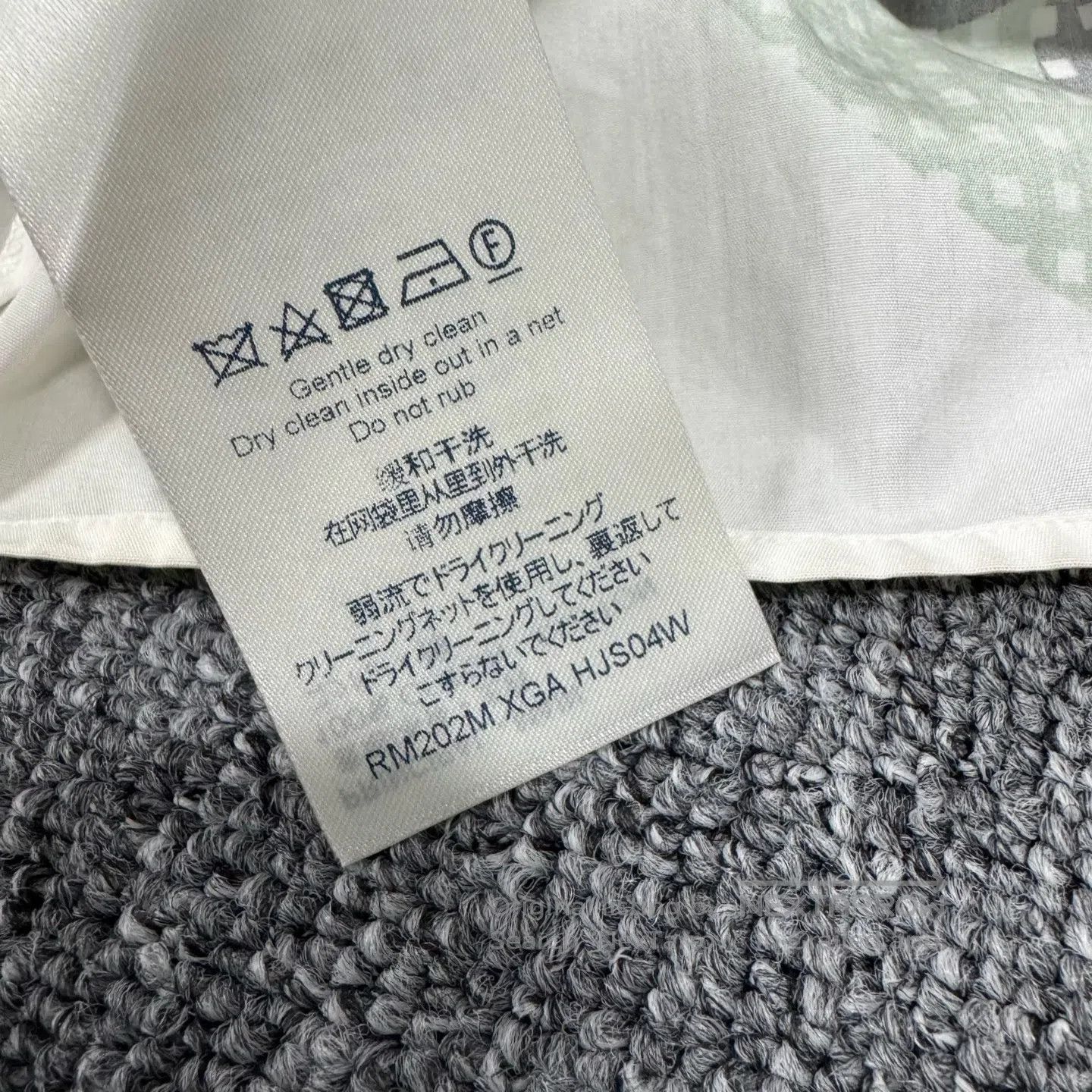Louis Vuitton Louis Vuitton Three-flower logo short-sleeved shirt| Size US M / EU 48-50 / 2 - 5 Thumbnail