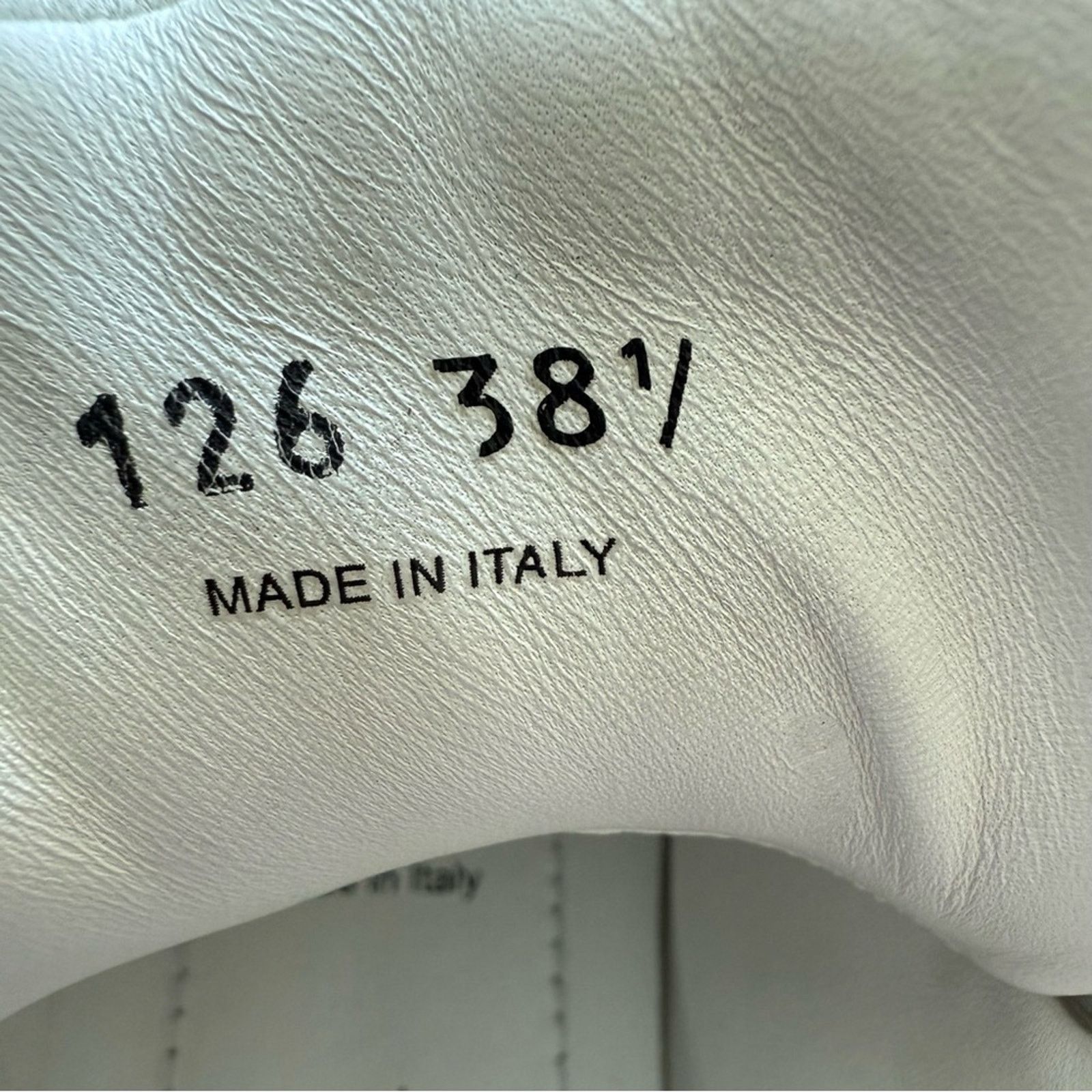 Prada Prada women platform sneakers size 38.5 EU Authentic 1350$ Size US 8.5 / IT 38.5 - 6 Thumbnail